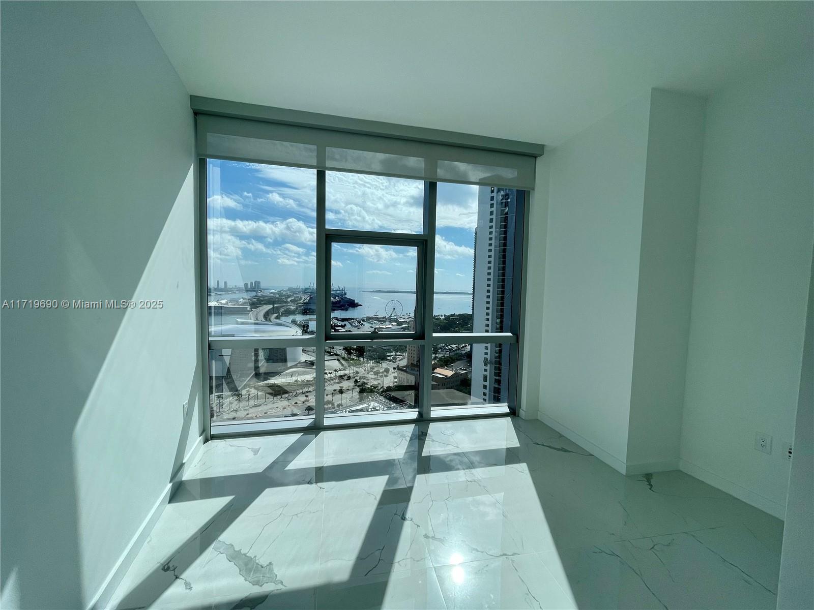 851 NE 1st Ave # 2611