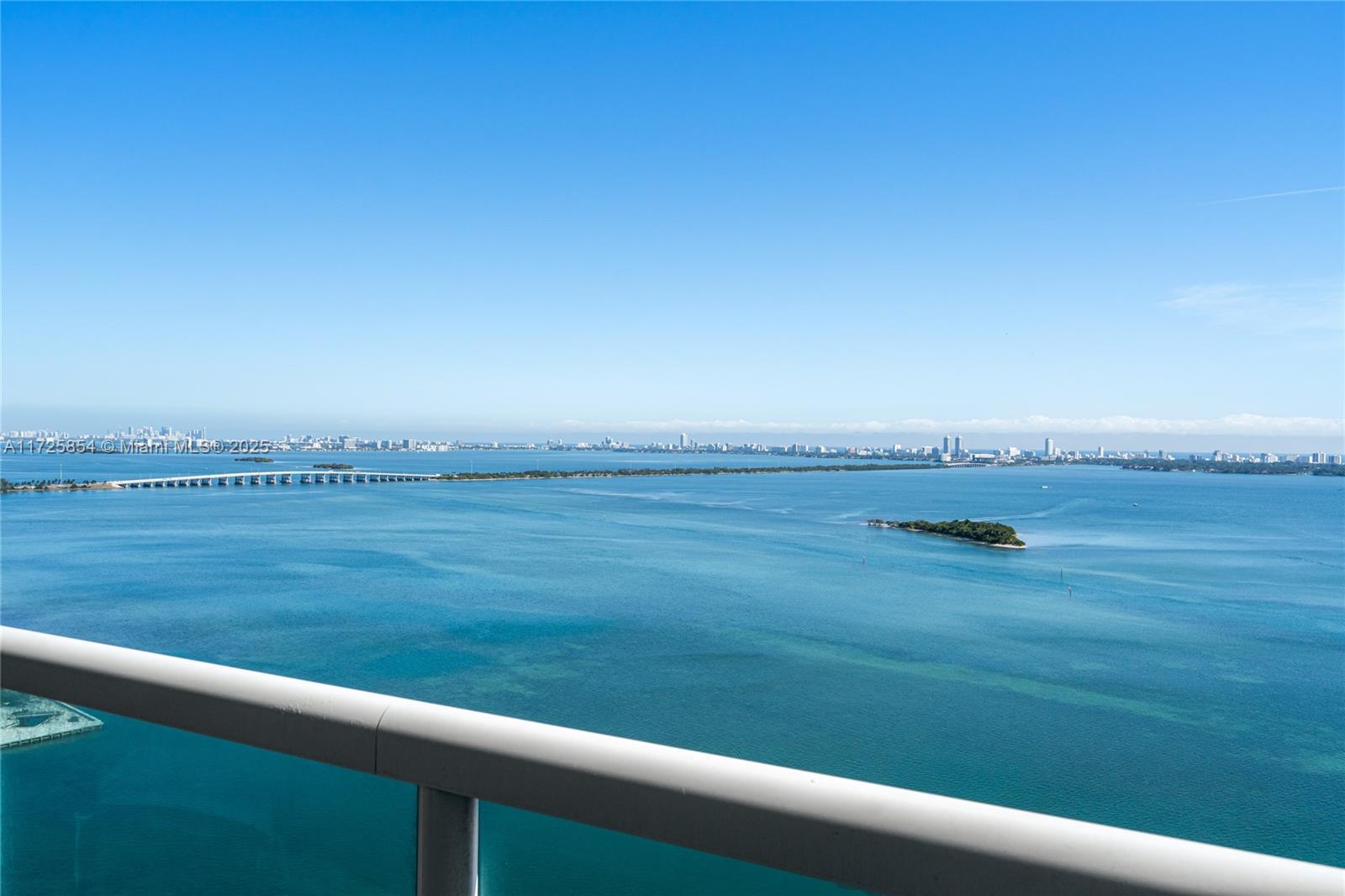 1800 N Bayshore Dr # 3207