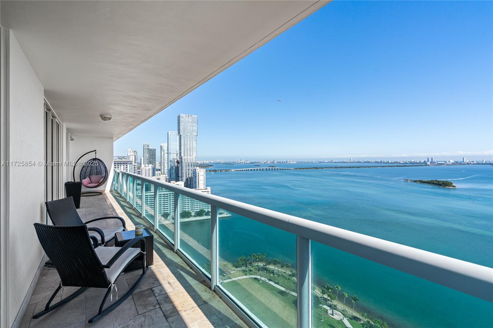 1800 N Bayshore Dr # 3207