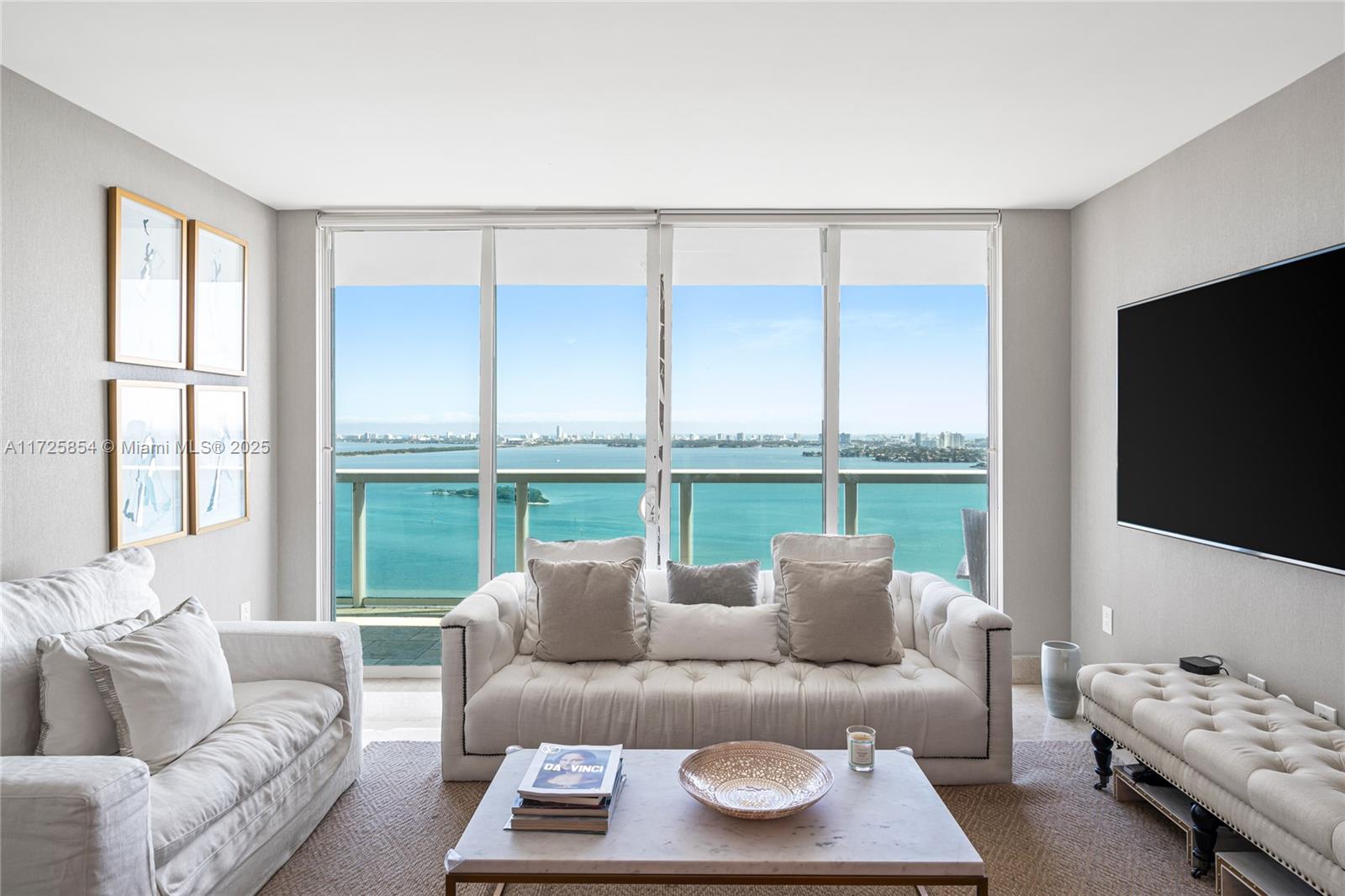 1800 N Bayshore Dr # 3207