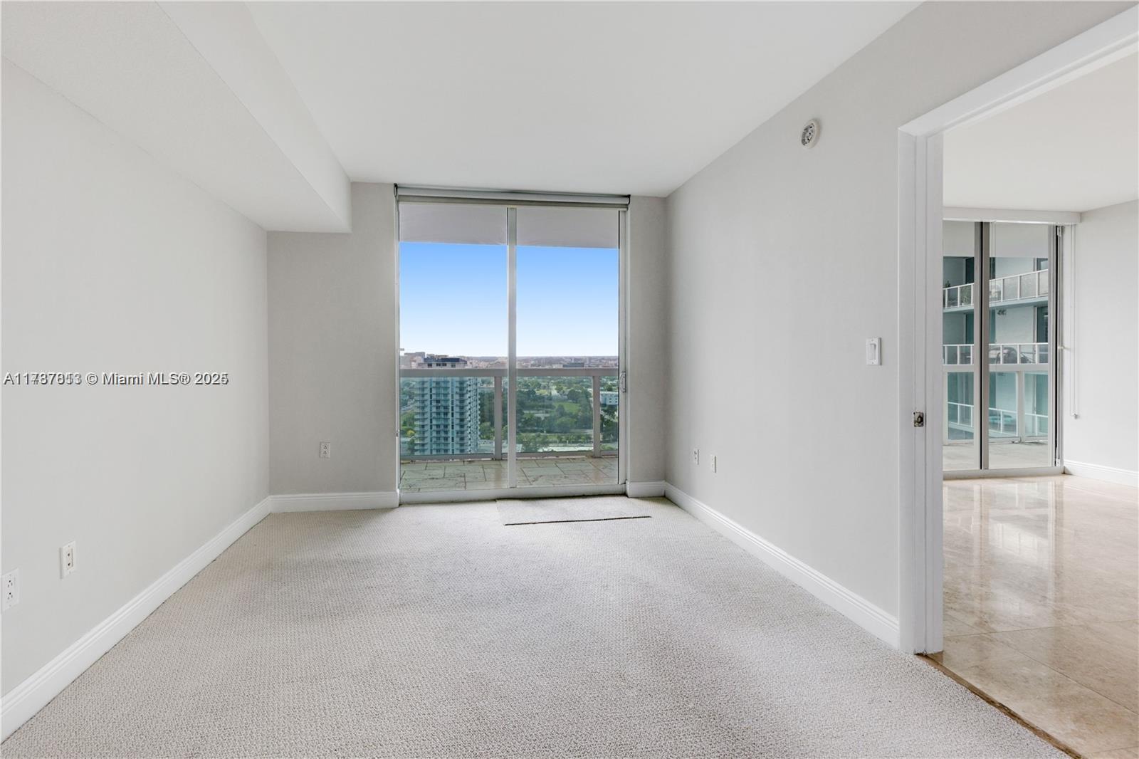 1800 N Bayshore Dr # 2510
