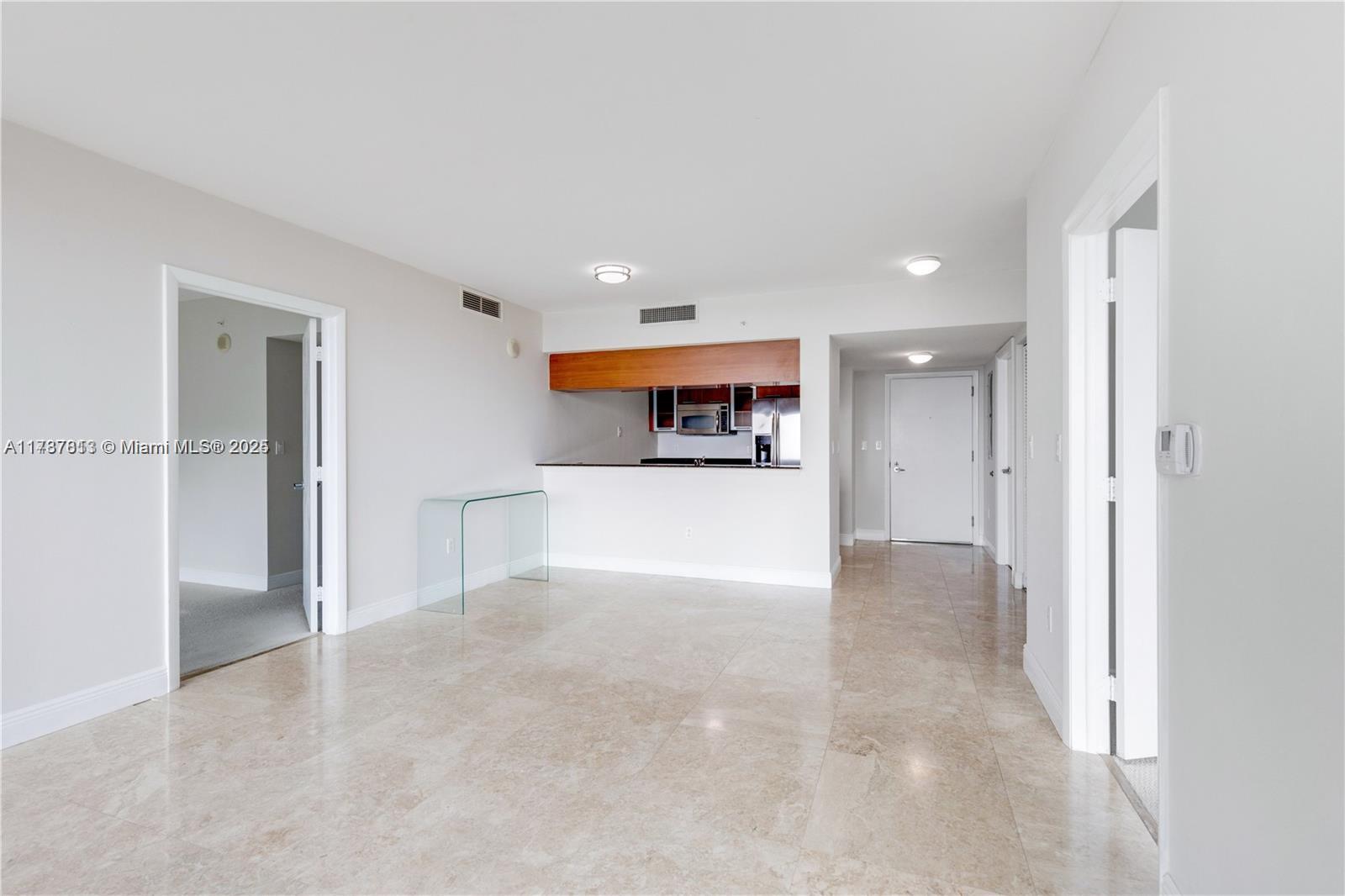 1800 N Bayshore Dr # 2510