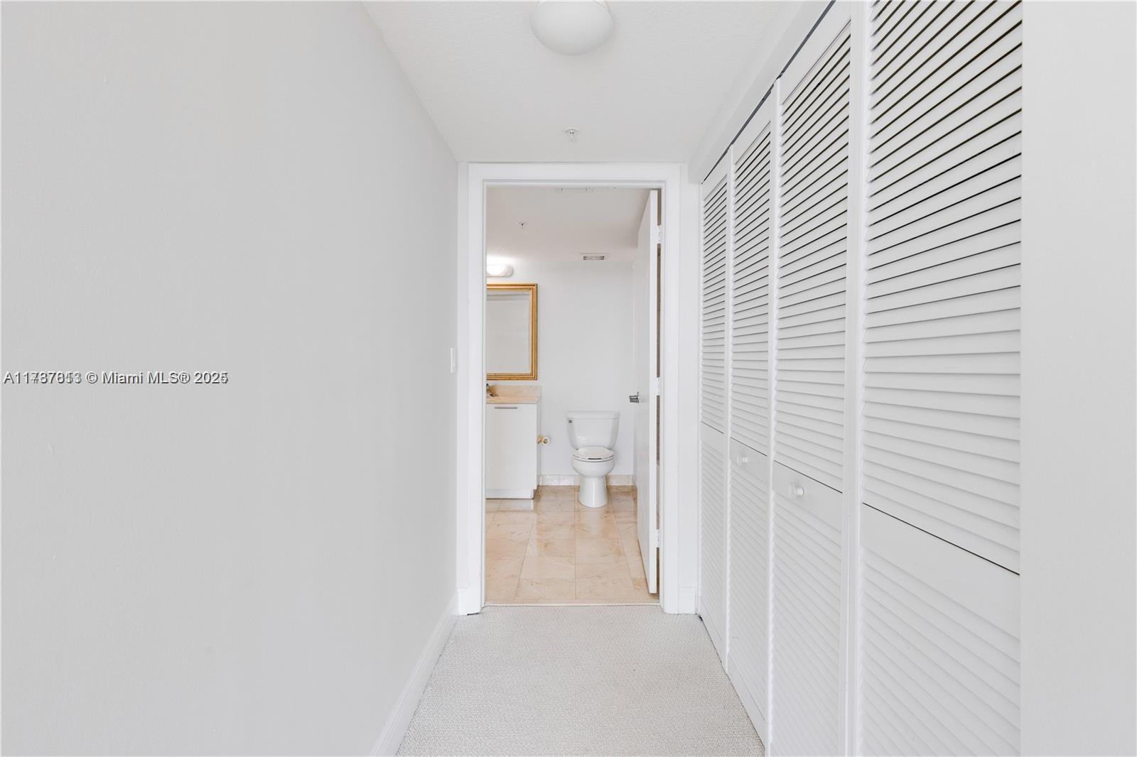 1800 N Bayshore Dr # 2510