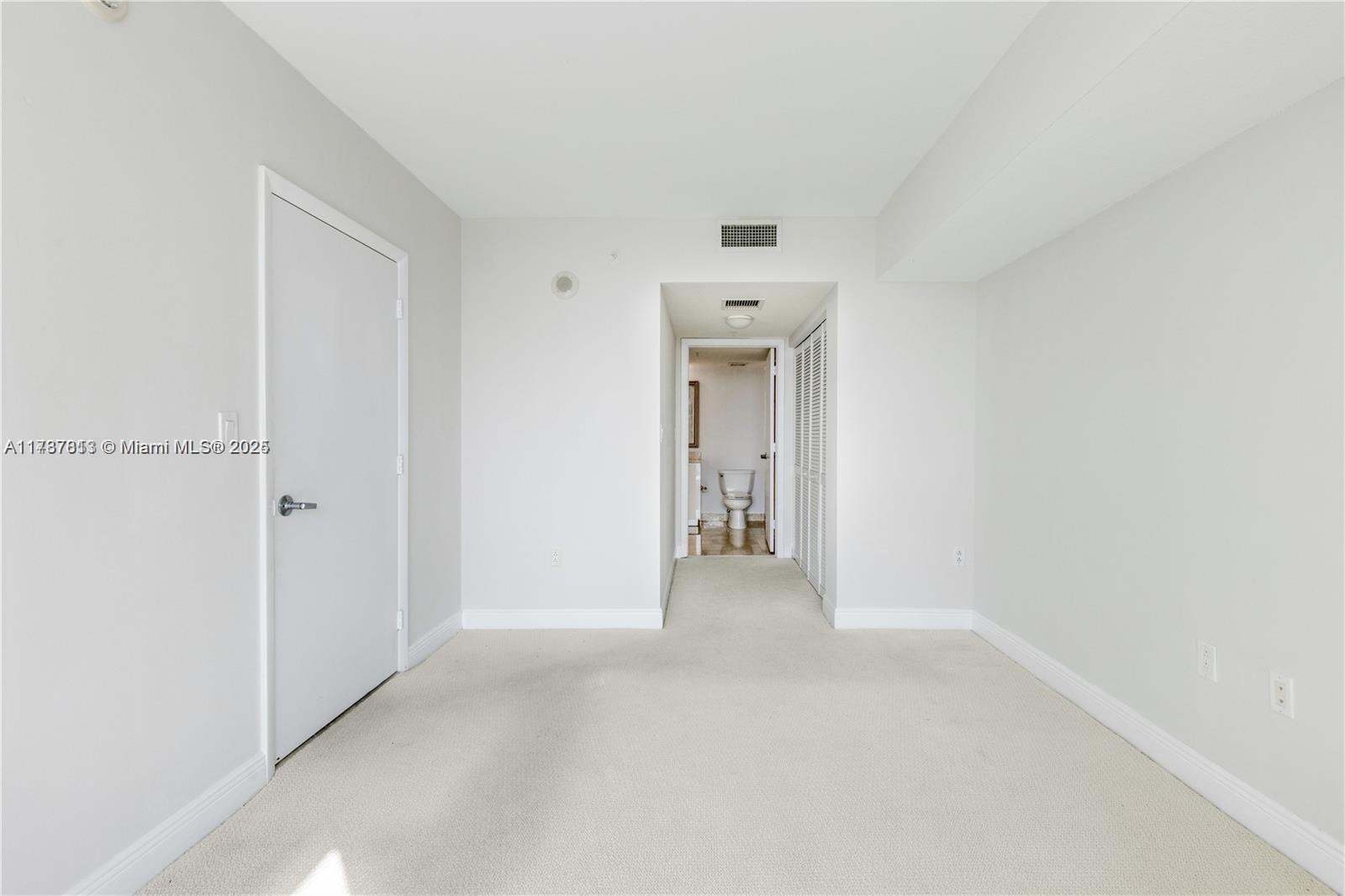1800 N Bayshore Dr # 2510