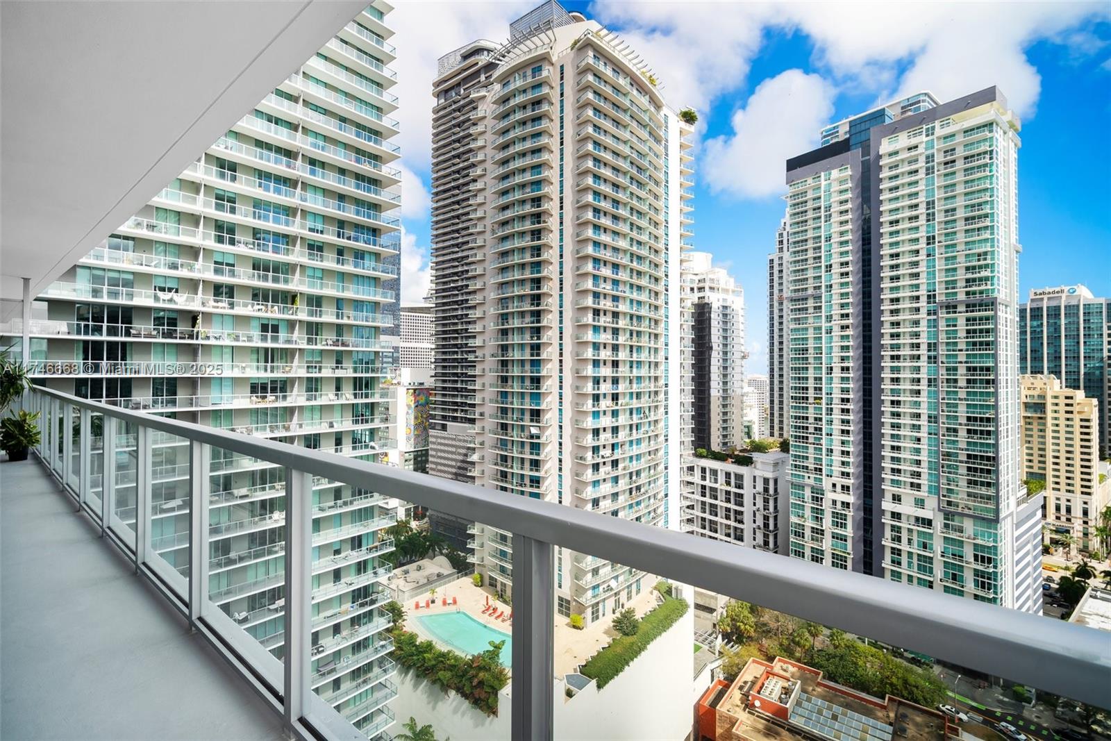 79 SW 12th St Unit: 2706-S