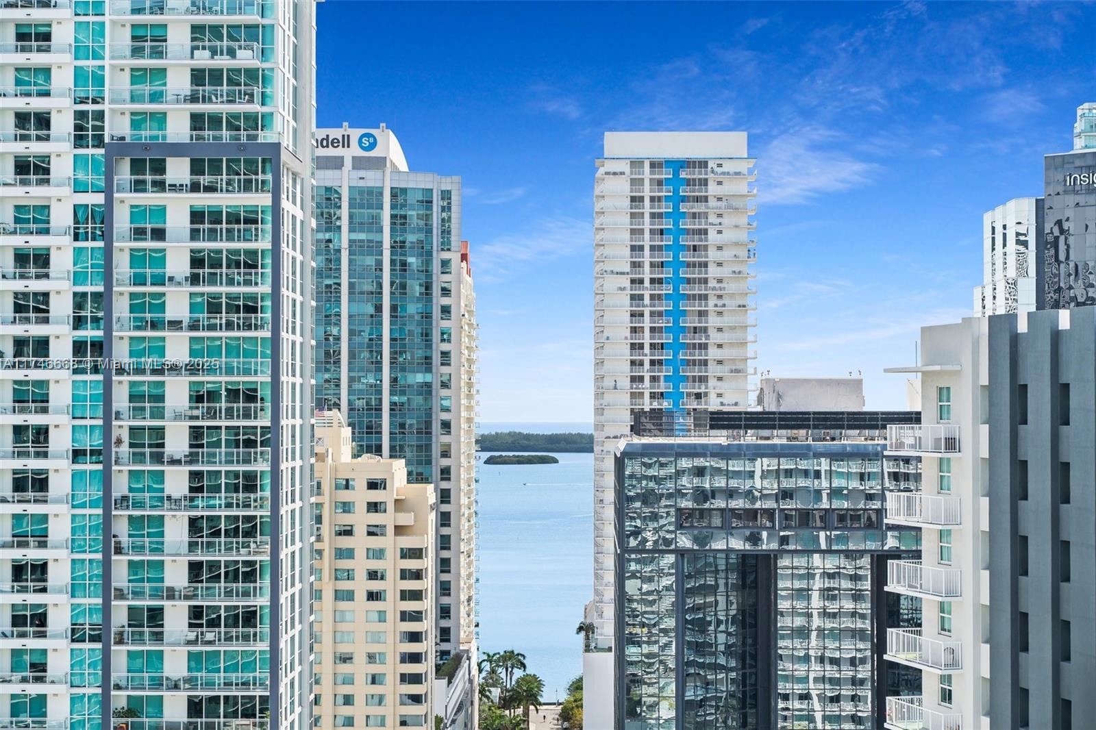 79 SW 12th St Unit: 2706-S