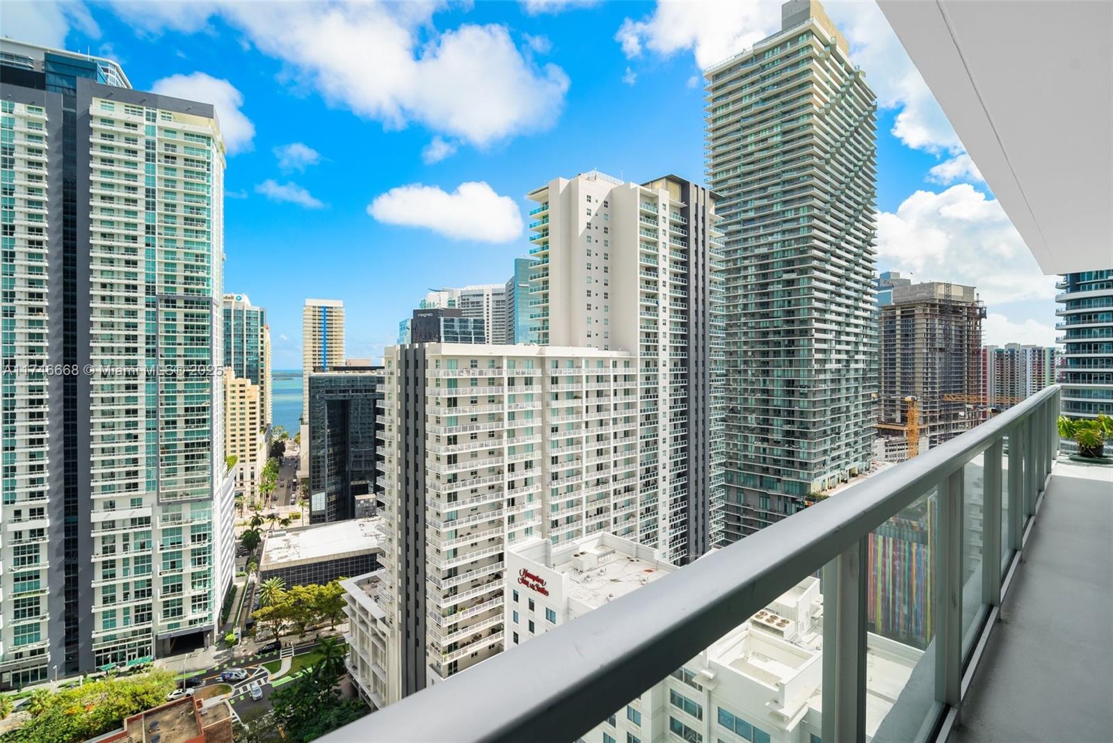 79 SW 12th St Unit: 2706-S