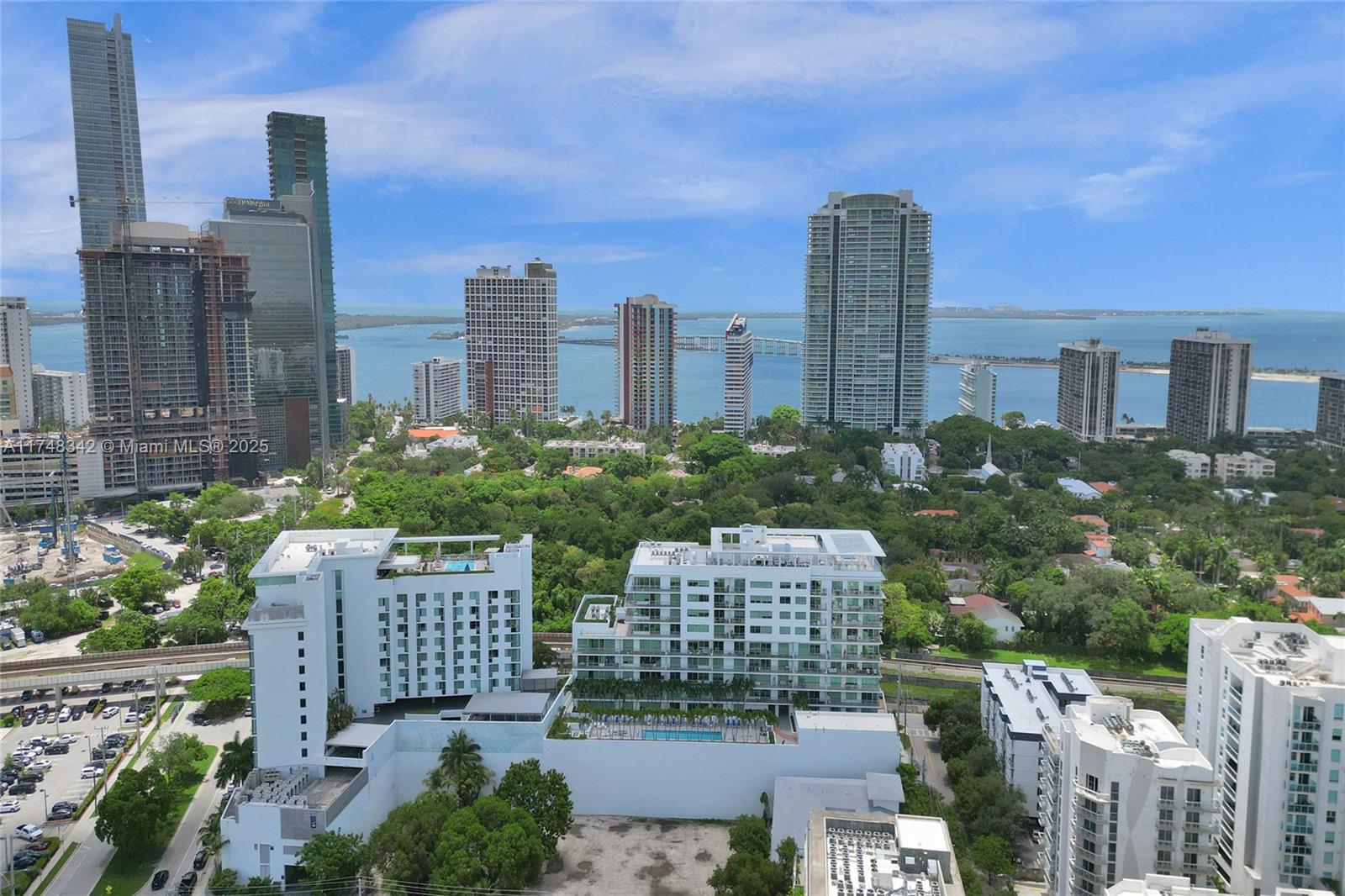 1600 SW 1st Ave # 902