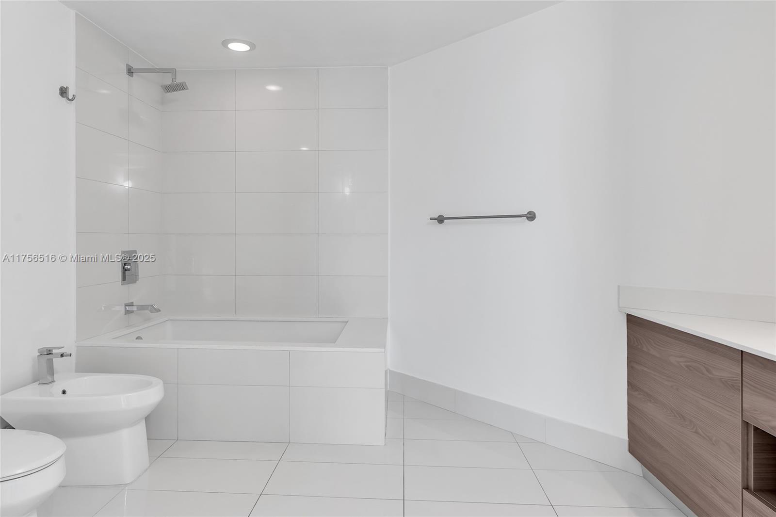1300 S Miami Ave Unit: 2601