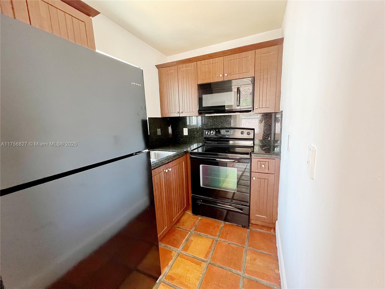 2918 Bird Ave # 8