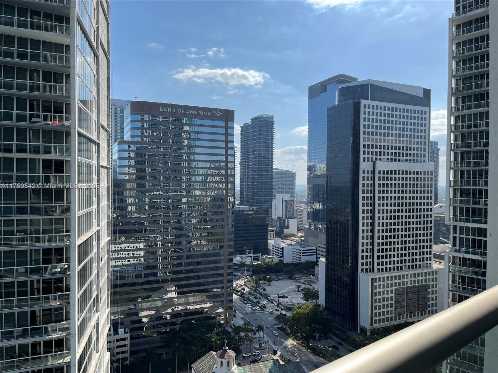 475 Brickell Ave # 3011