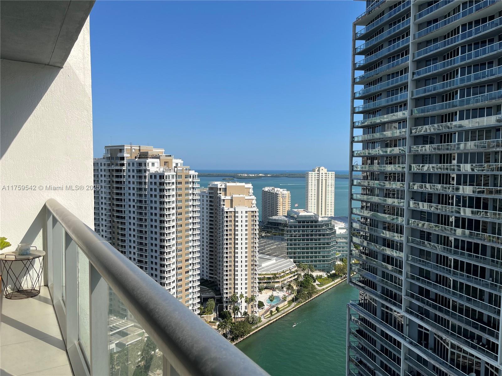 475 Brickell Ave # 3011