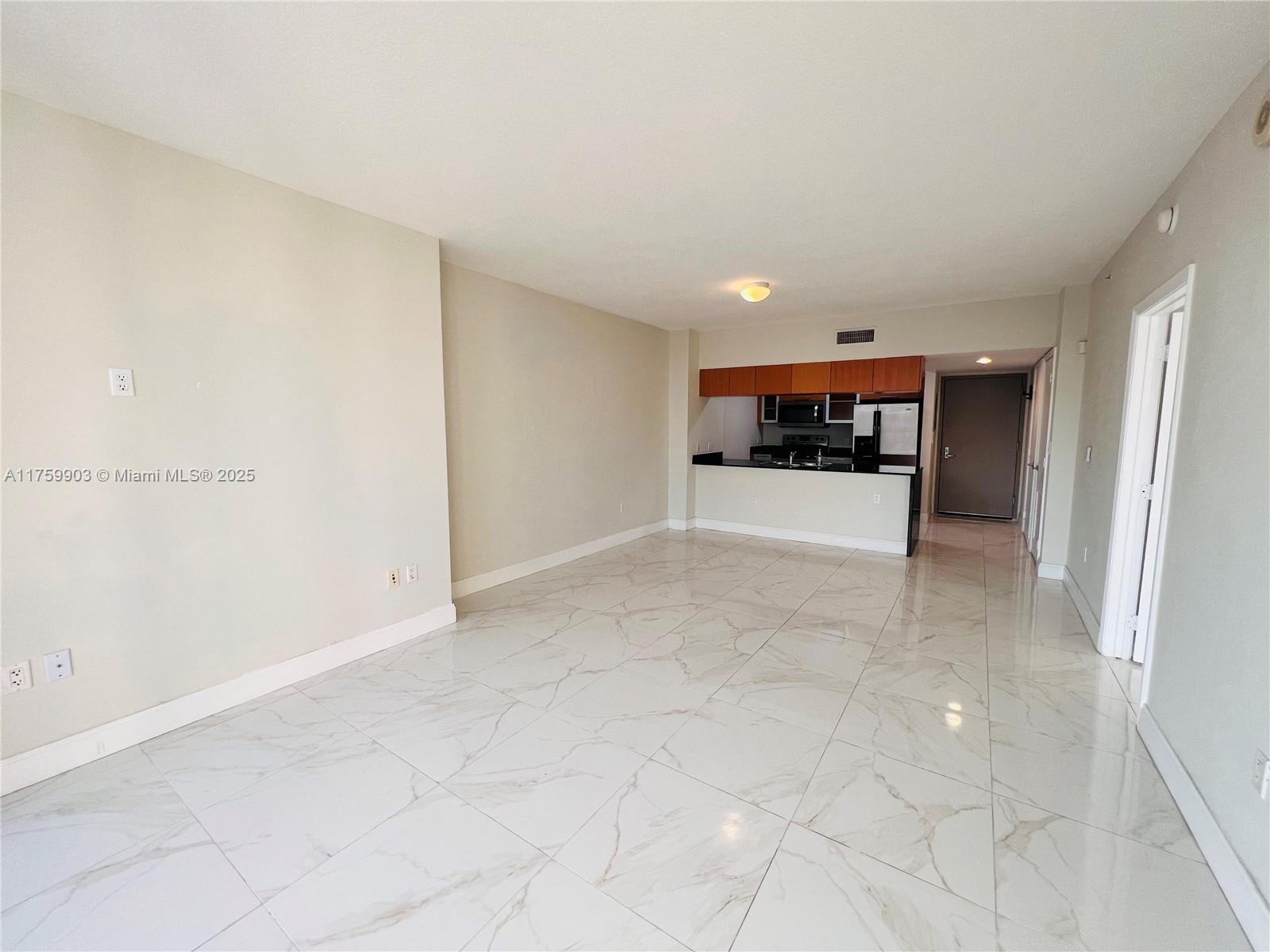 1750 N Bayshore Dr # 2612