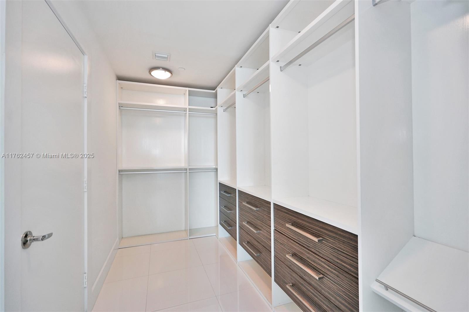 900 Biscayne Blvd # 5510