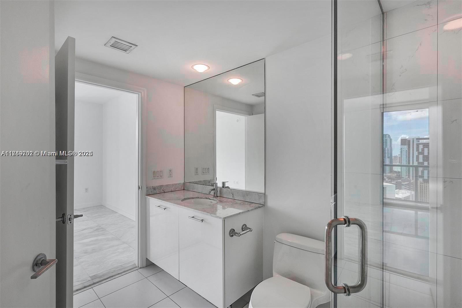 55 SE 6th St # 3401