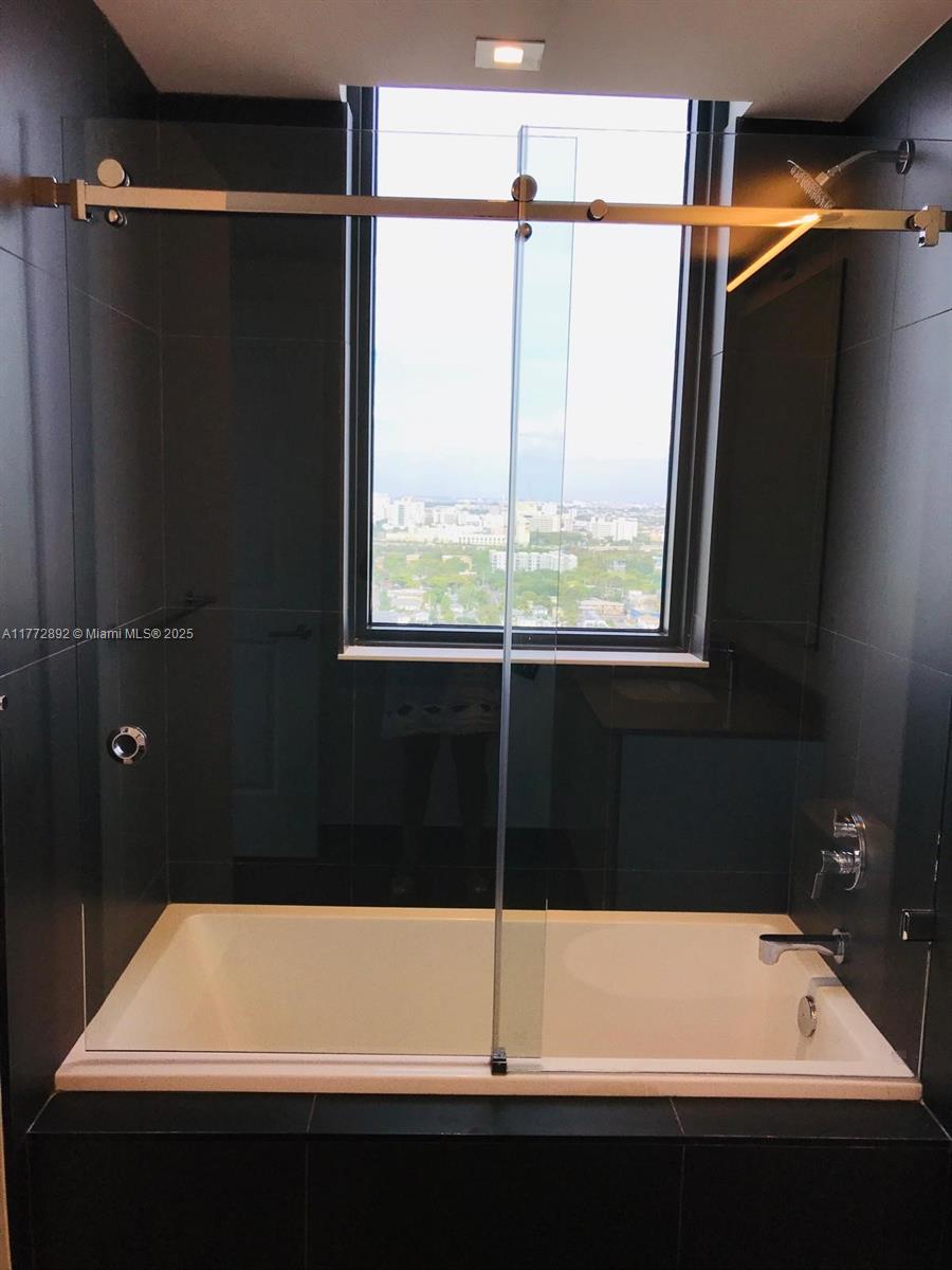 1600 NE 1st Ave # 2110