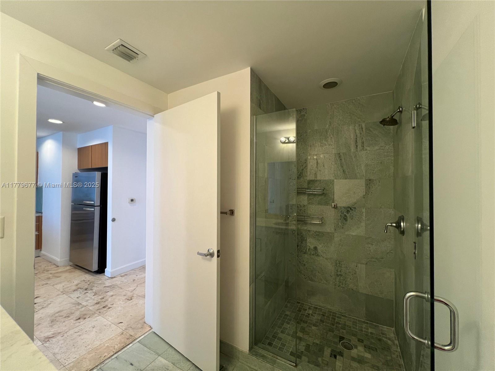 1050 Brickell Ave # 1912