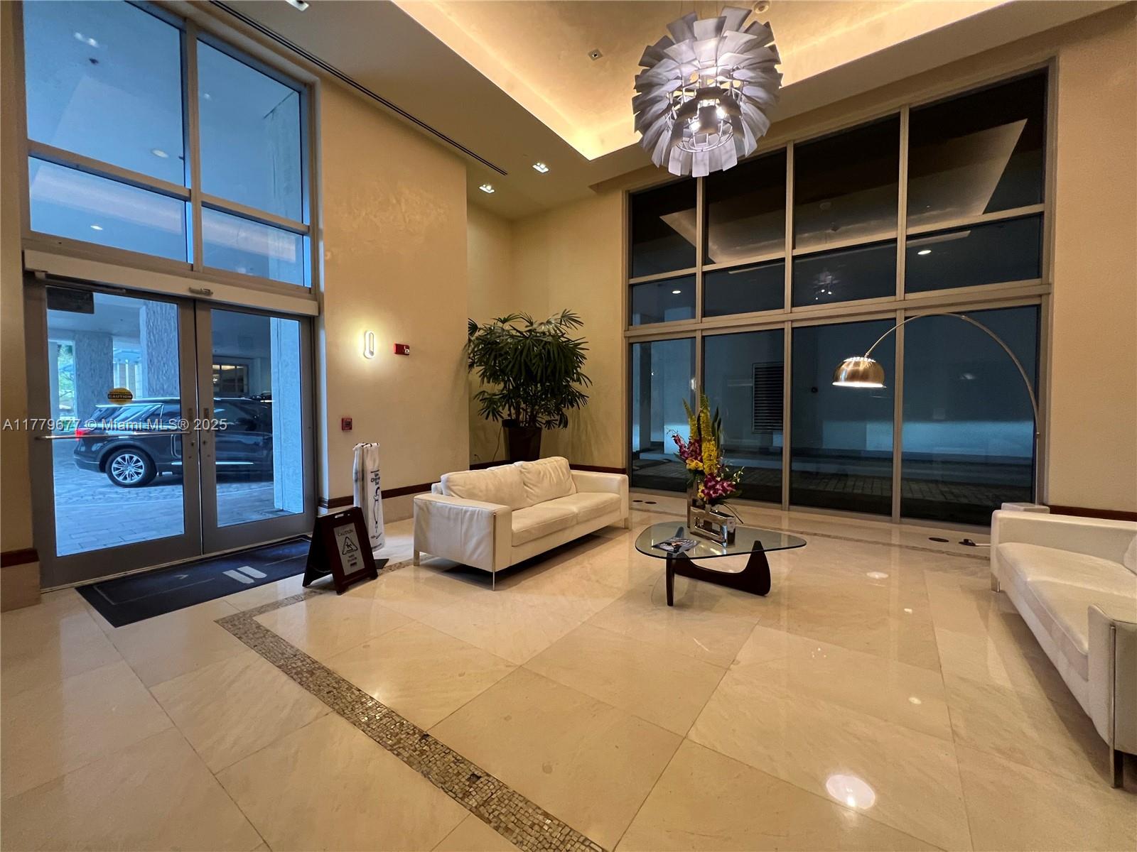 1050 Brickell Ave # 1912