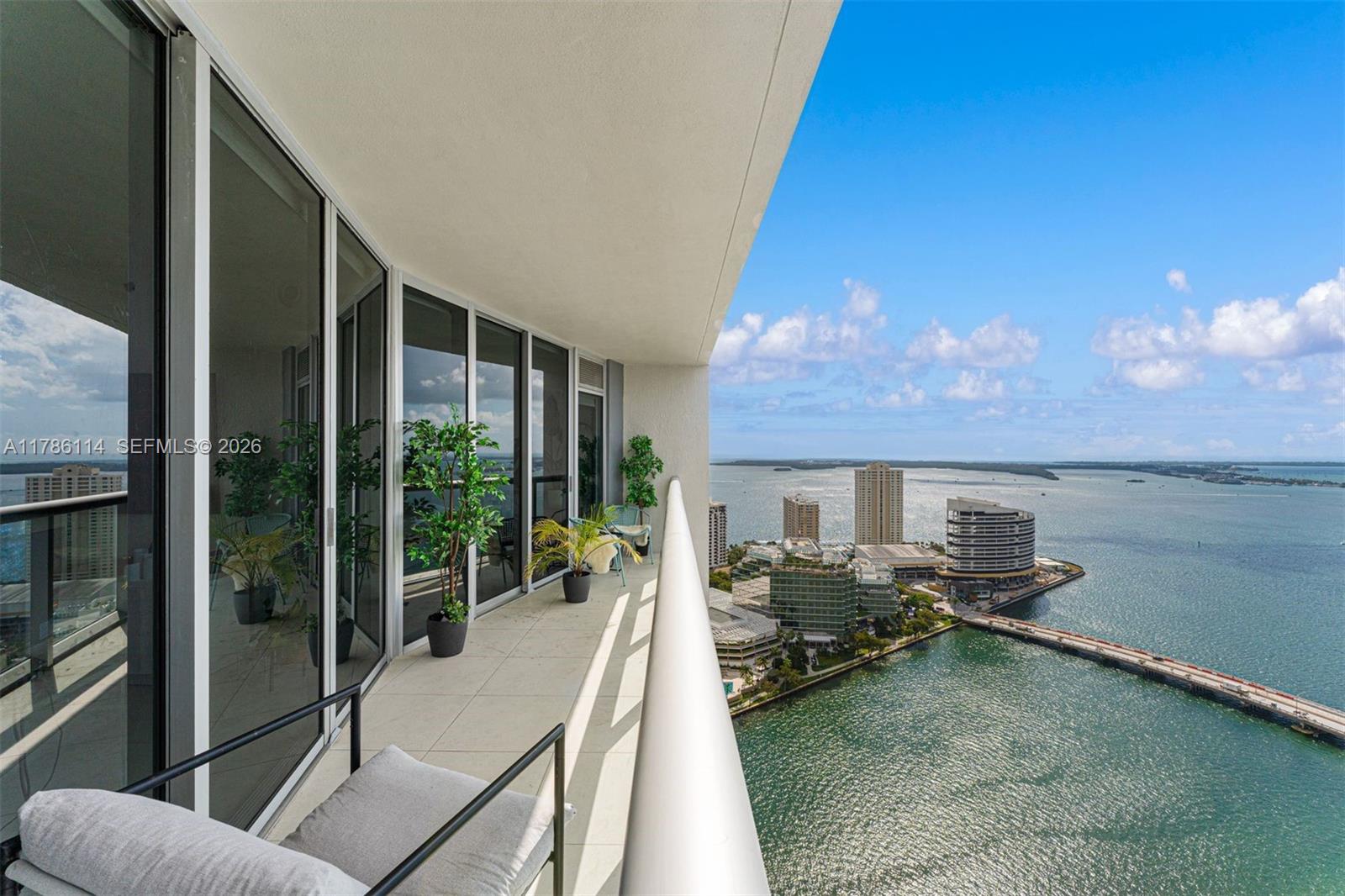 495 Brickell Ave # 3509