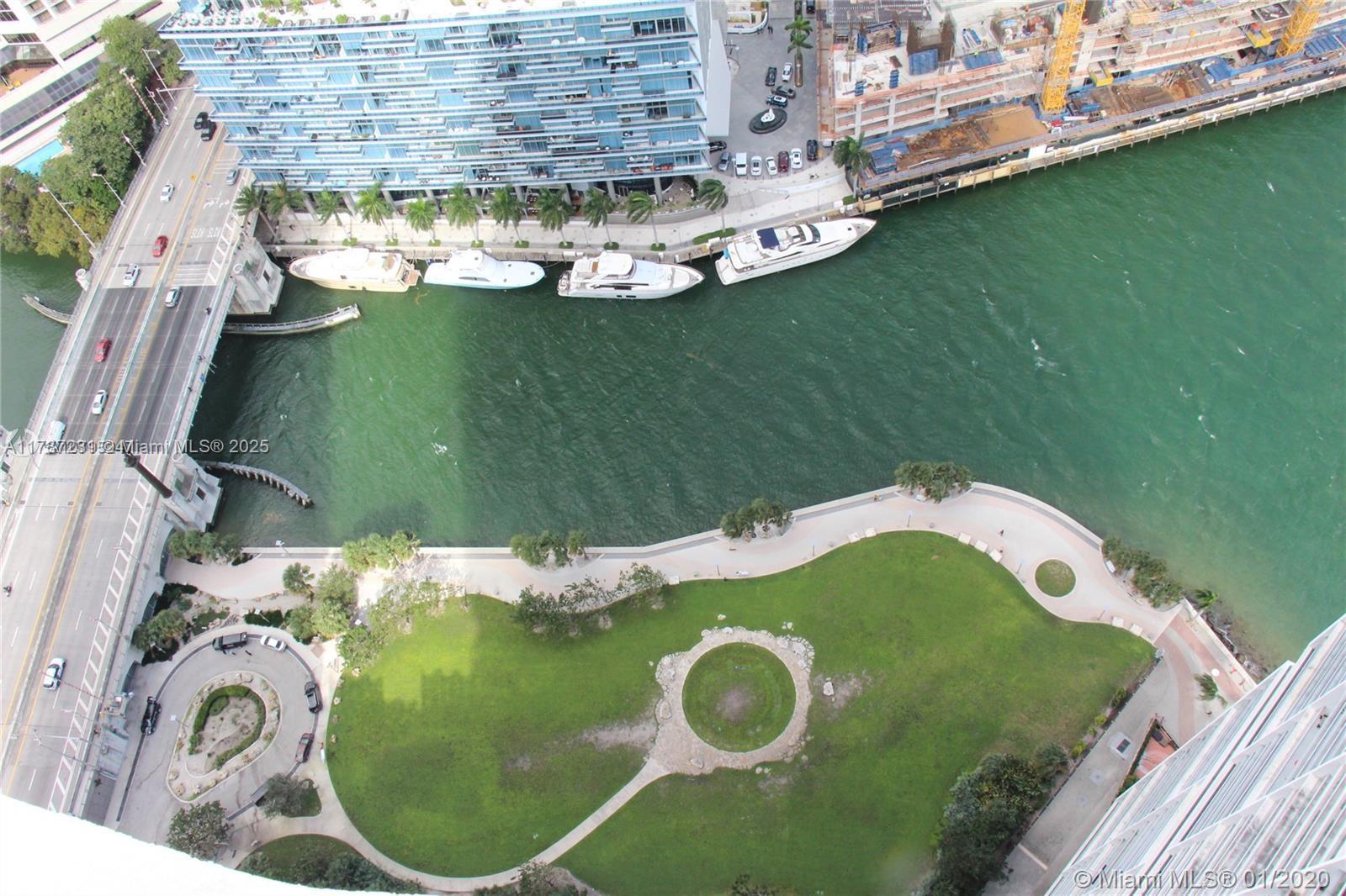 475 Brickell Ave # 5012
