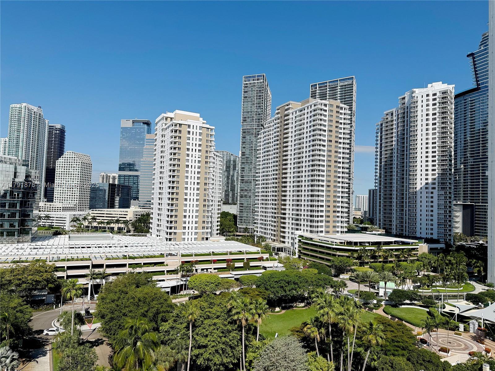 540 Brickell Key Dr # 1411