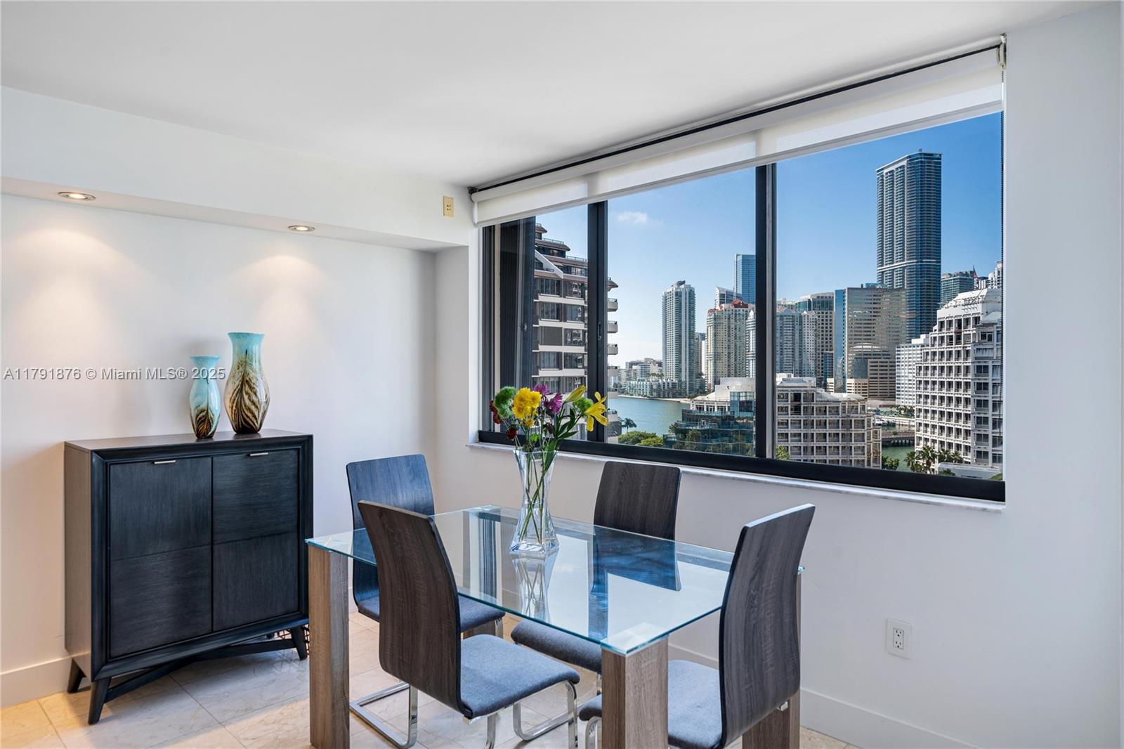 540 Brickell Key Dr # 1411