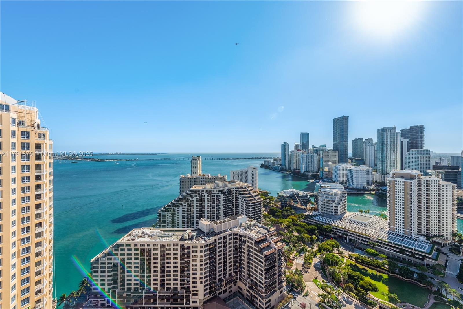 540 Brickell Key Dr # 1411