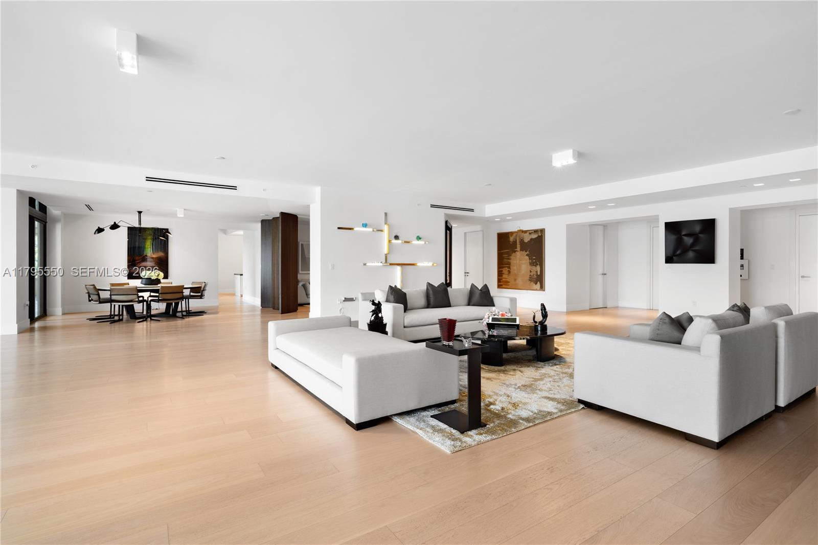 Palazzo Del Sol 7025