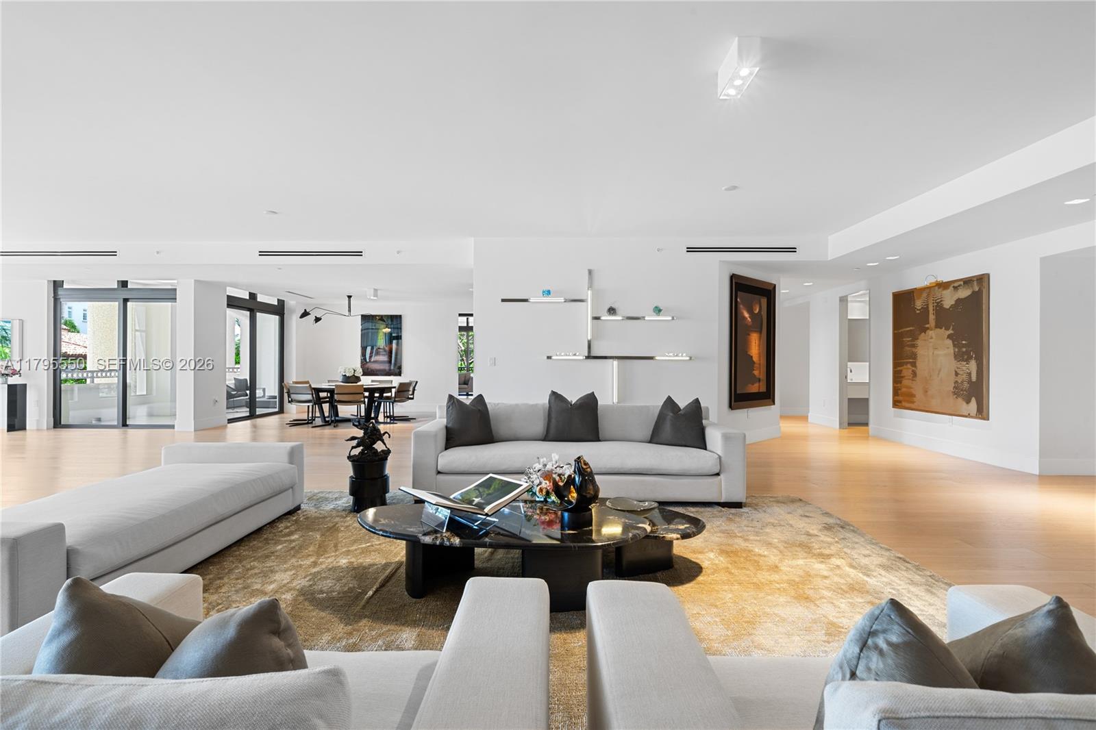 Palazzo Del Sol 7025
