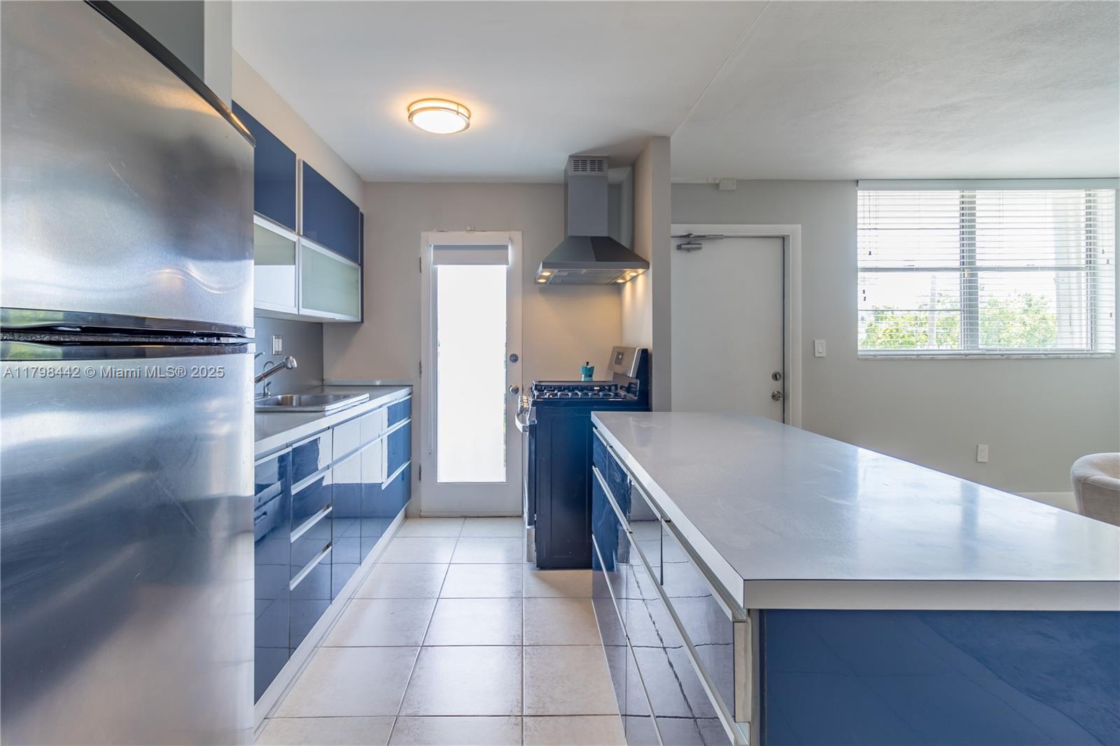 301 Jefferson Ave # 4D