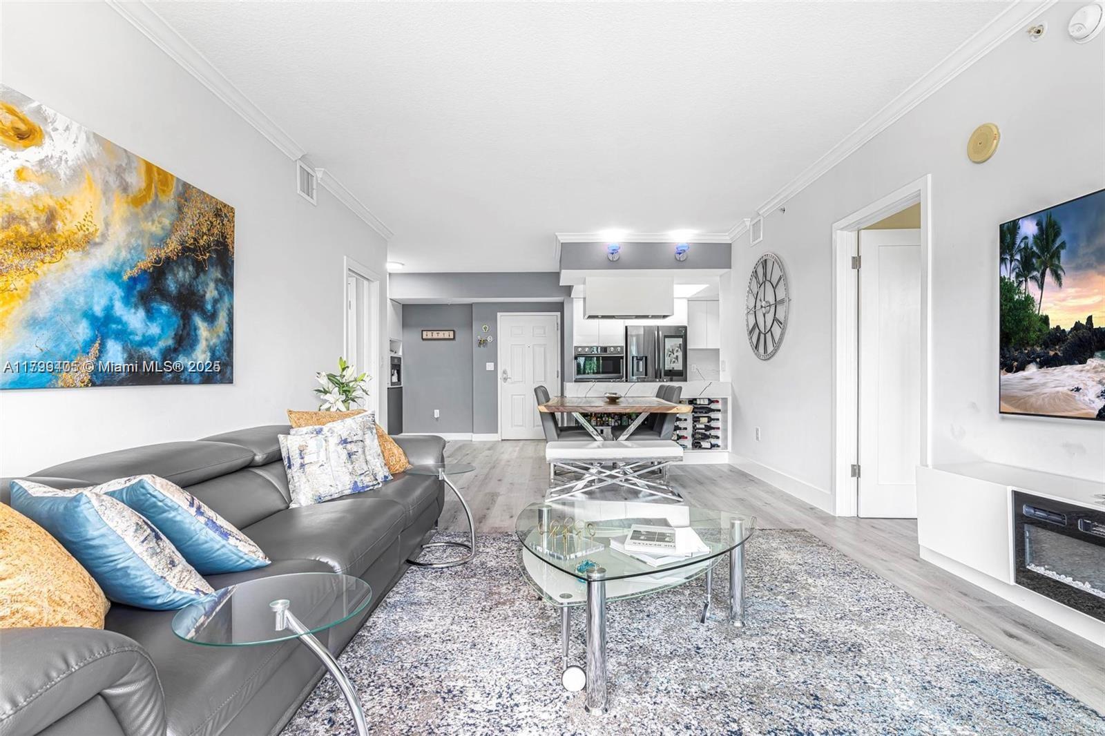 2000 N Bayshore # 314