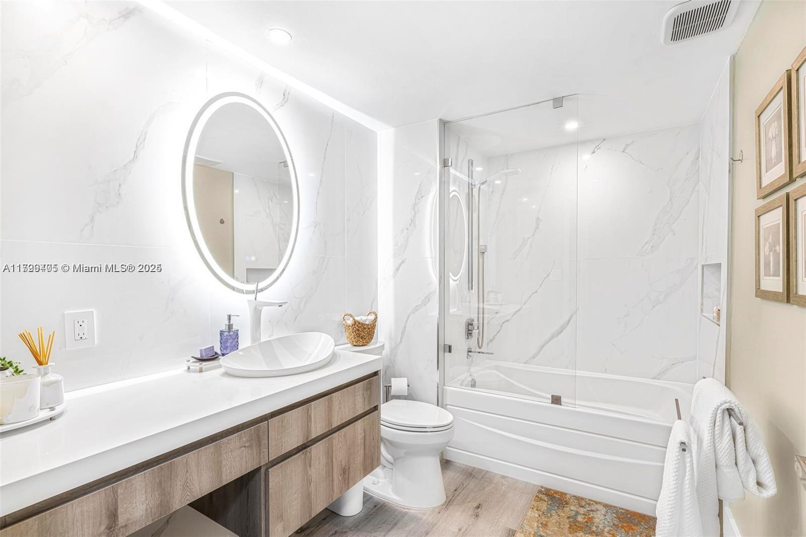 2000 N Bayshore # 314