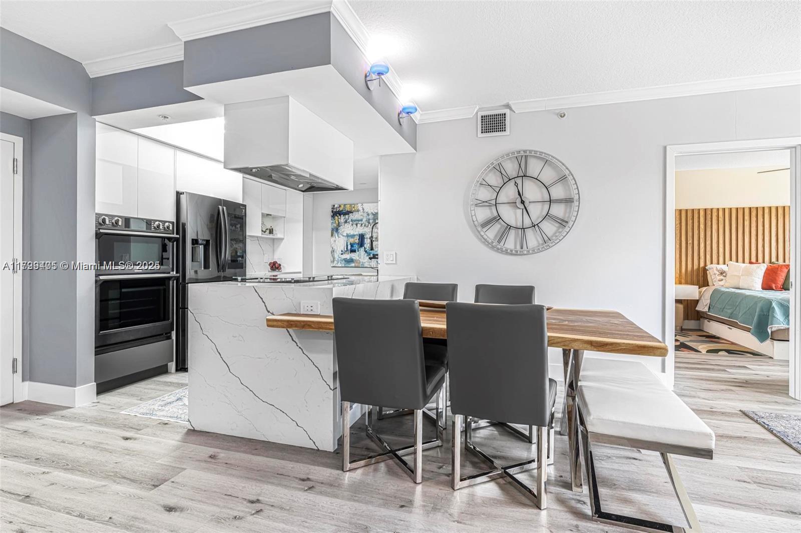 2000 N Bayshore # 314