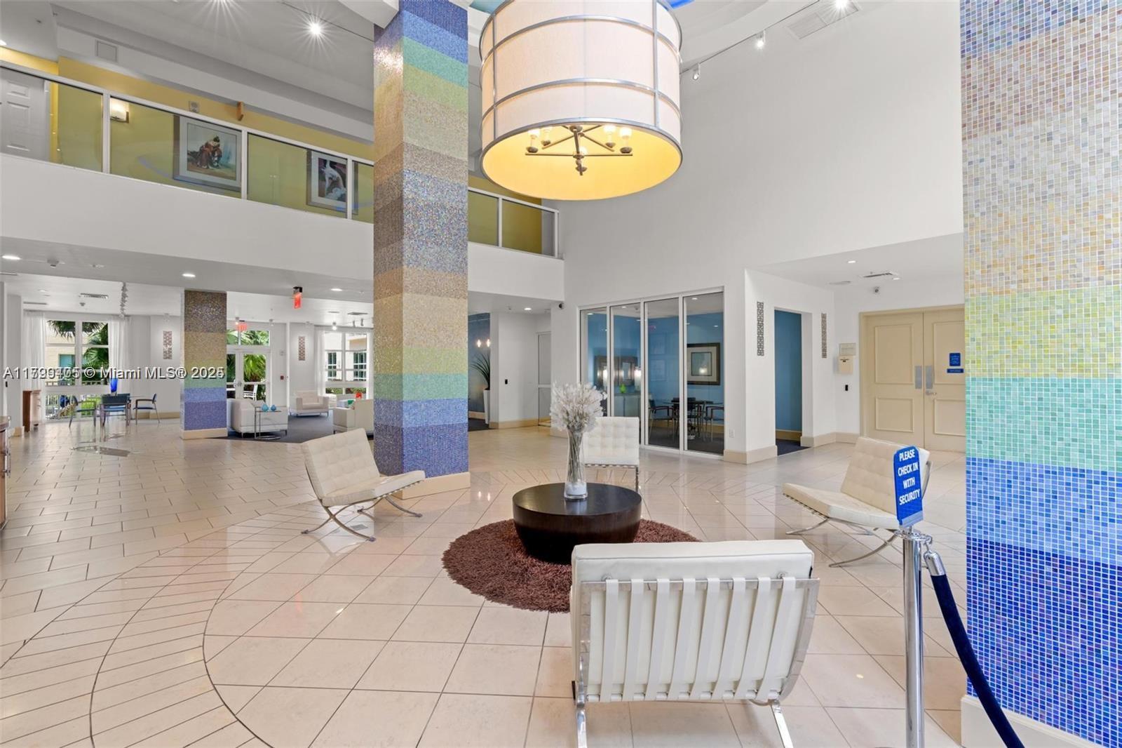 2000 N Bayshore # 314