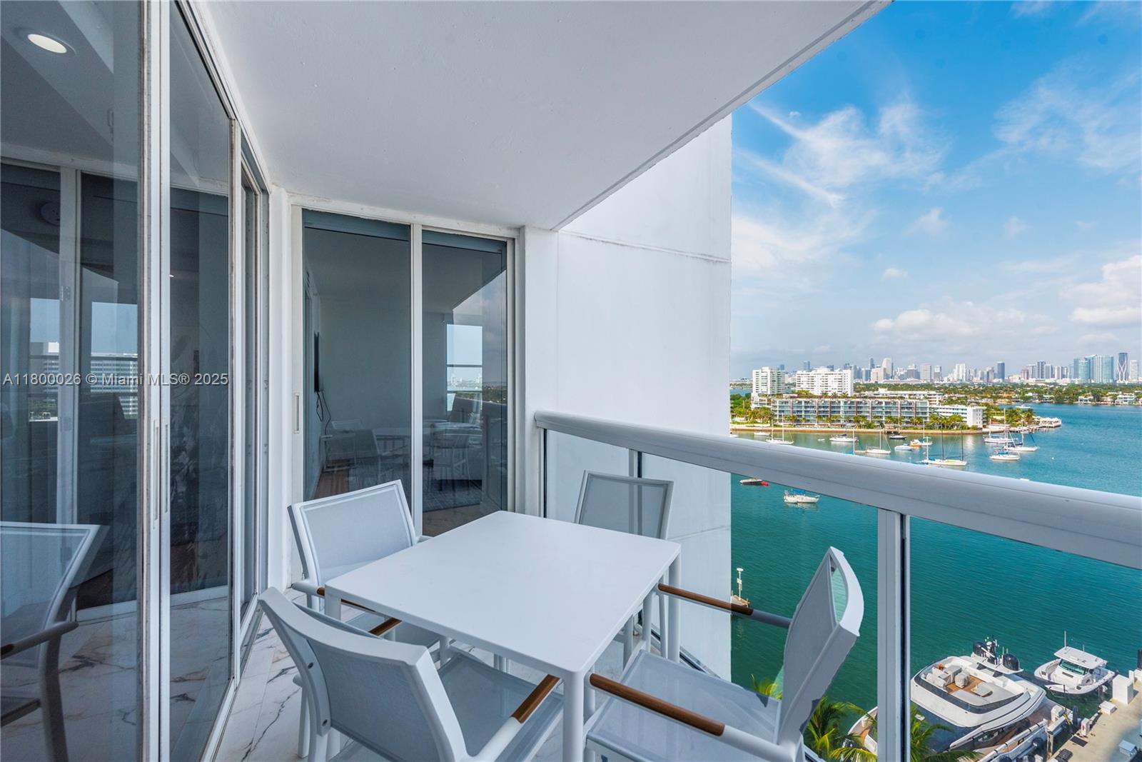 1800 Sunset Harbour 1202/04