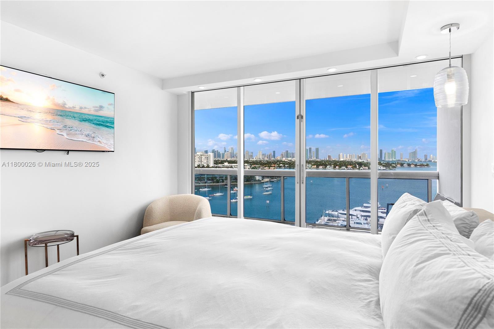 1800 Sunset Harbour 1202/04