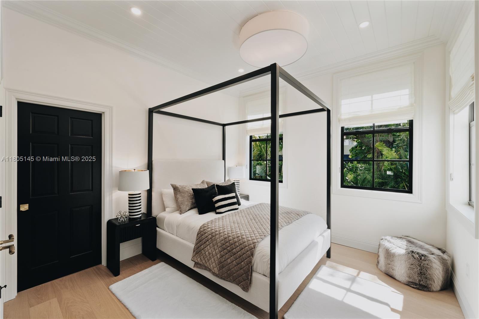 El Tesoro ~ 549 NE 59th Street