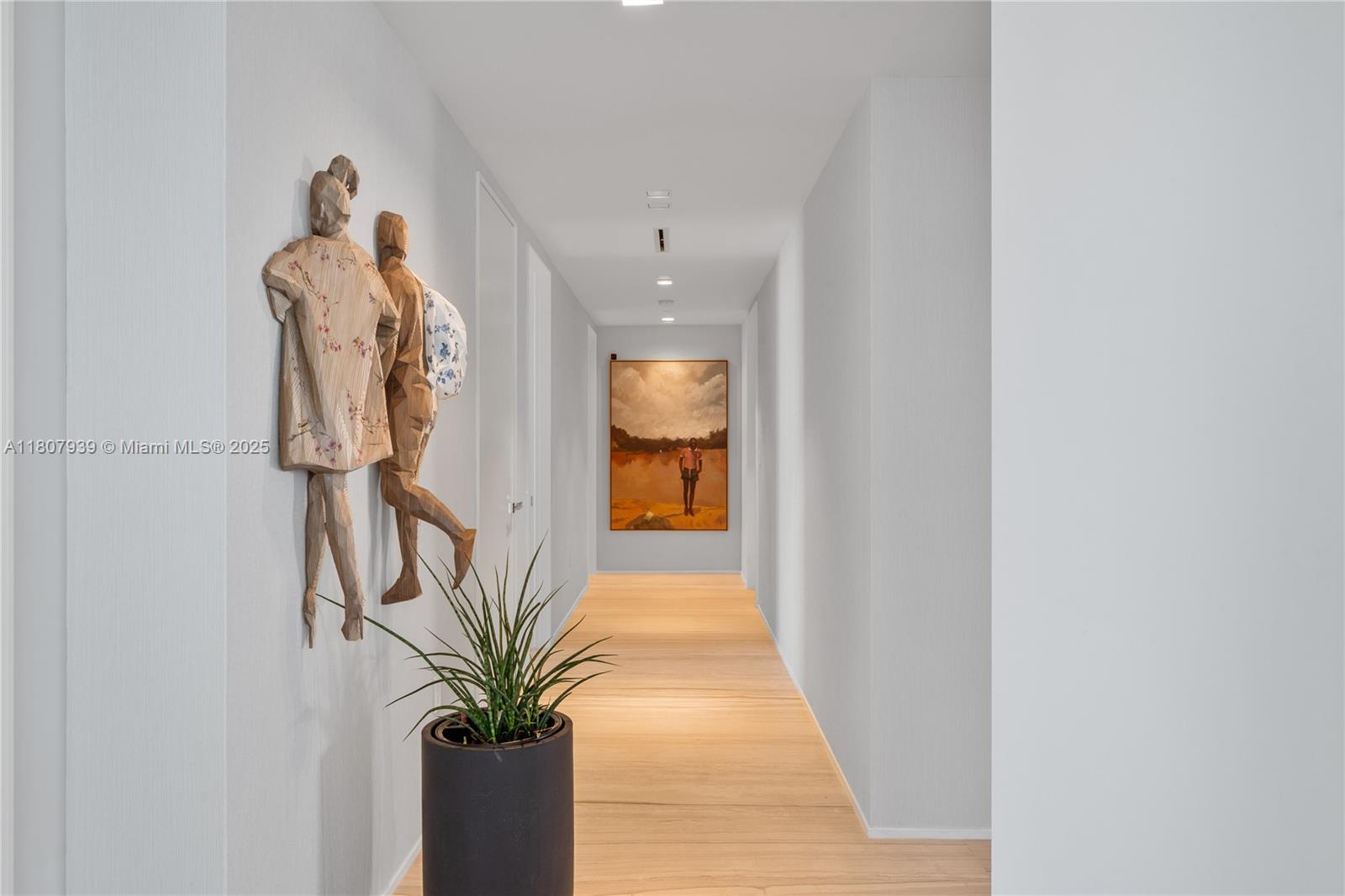 One Thousand Museum 3201