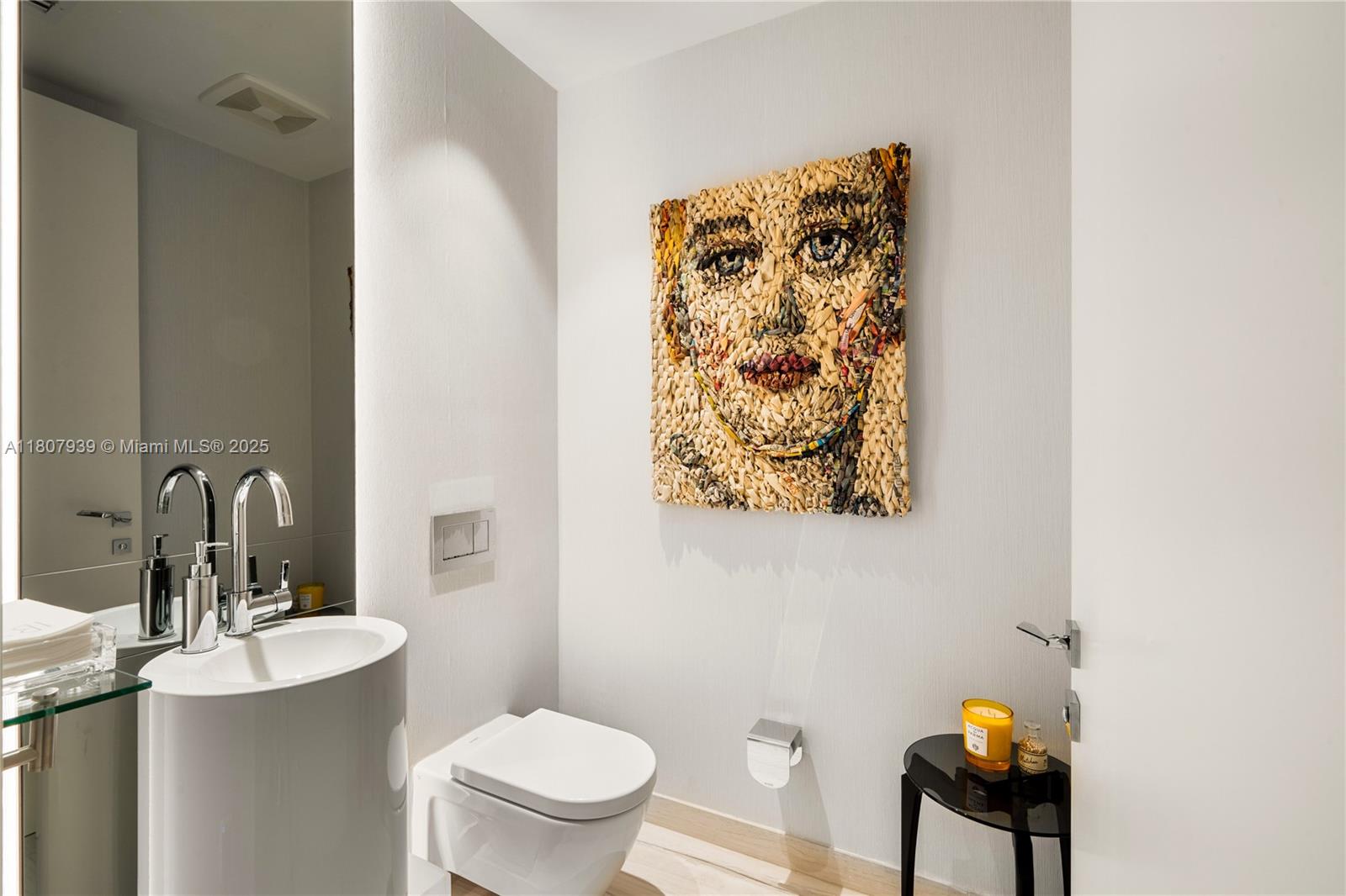 One Thousand Museum 3201