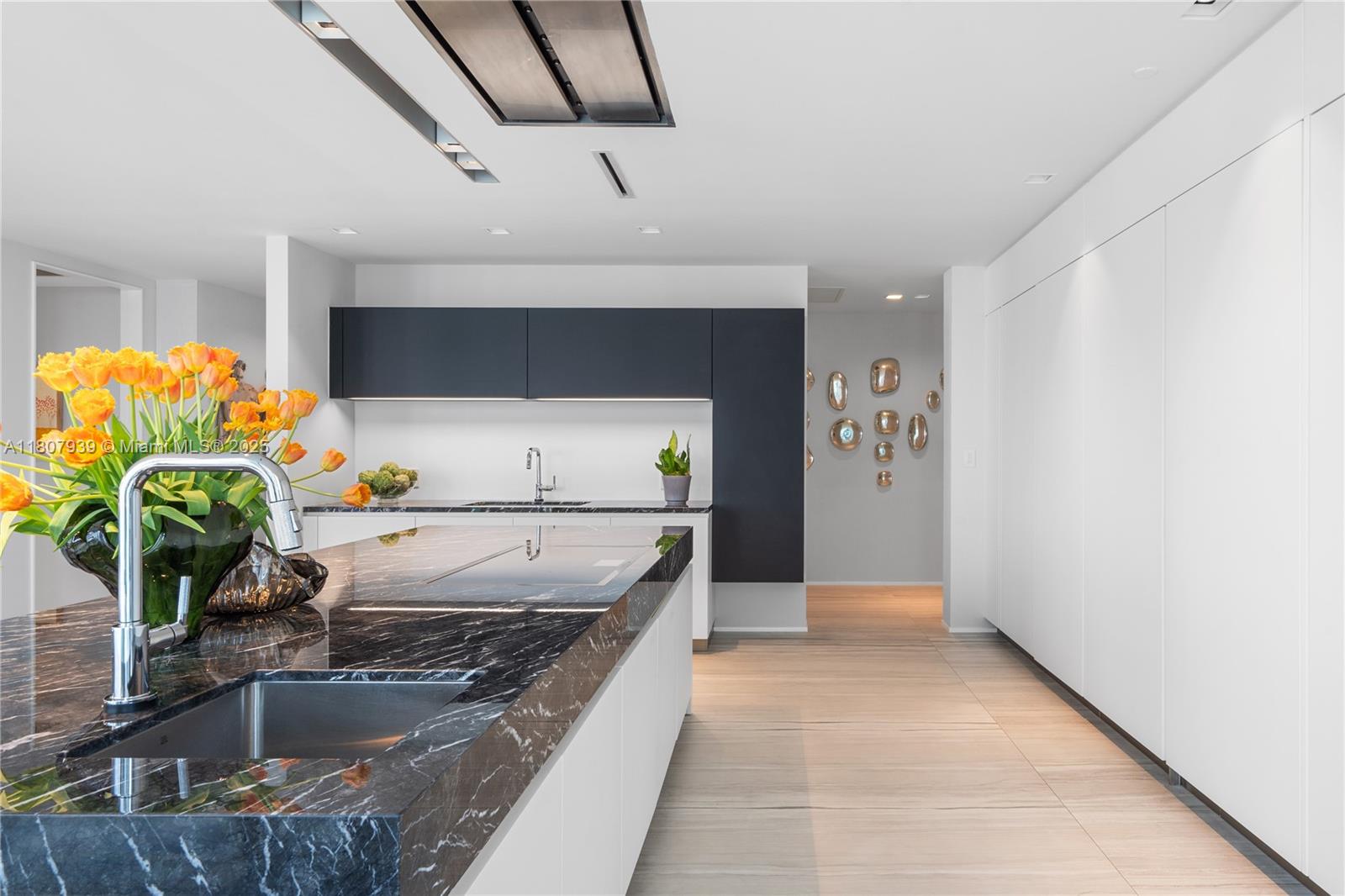 One Thousand Museum 3201