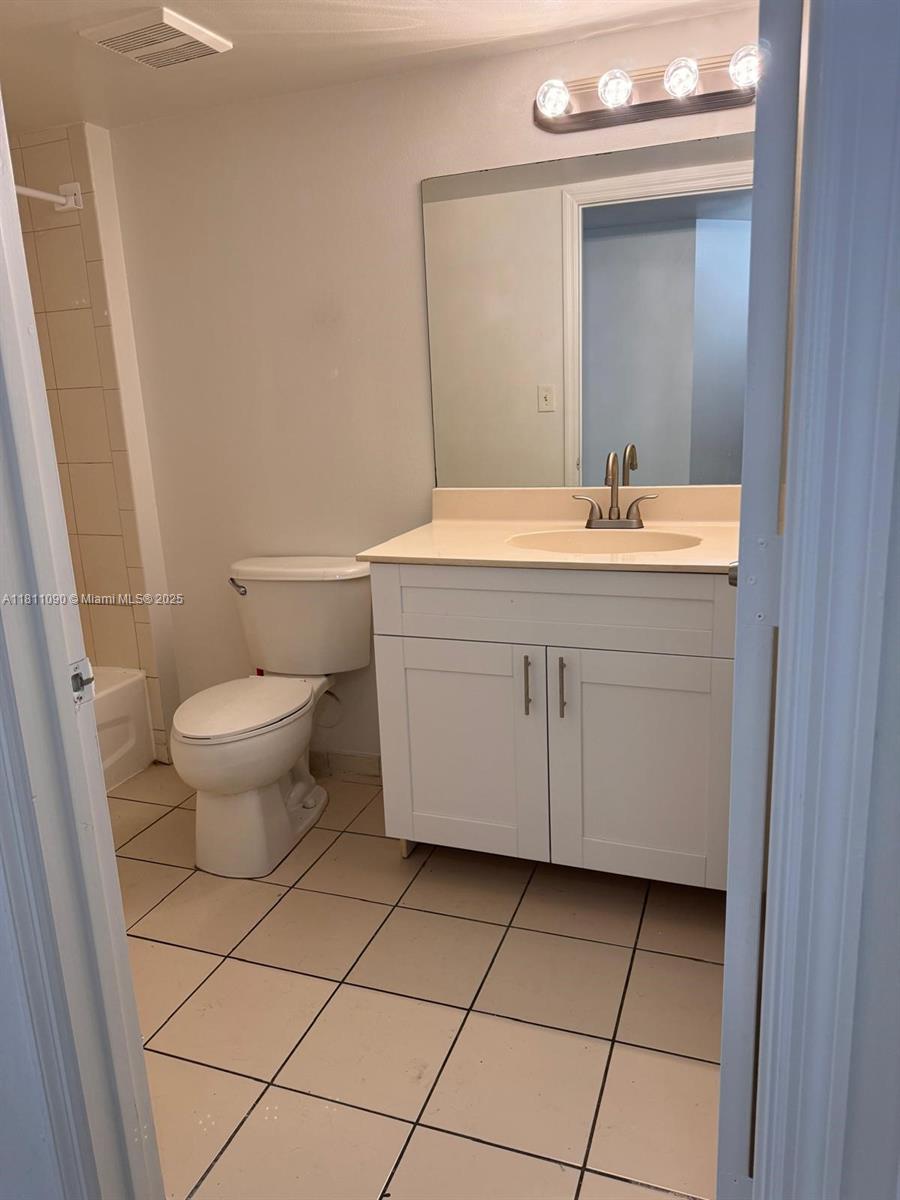 102 SW 6th Ave # 507