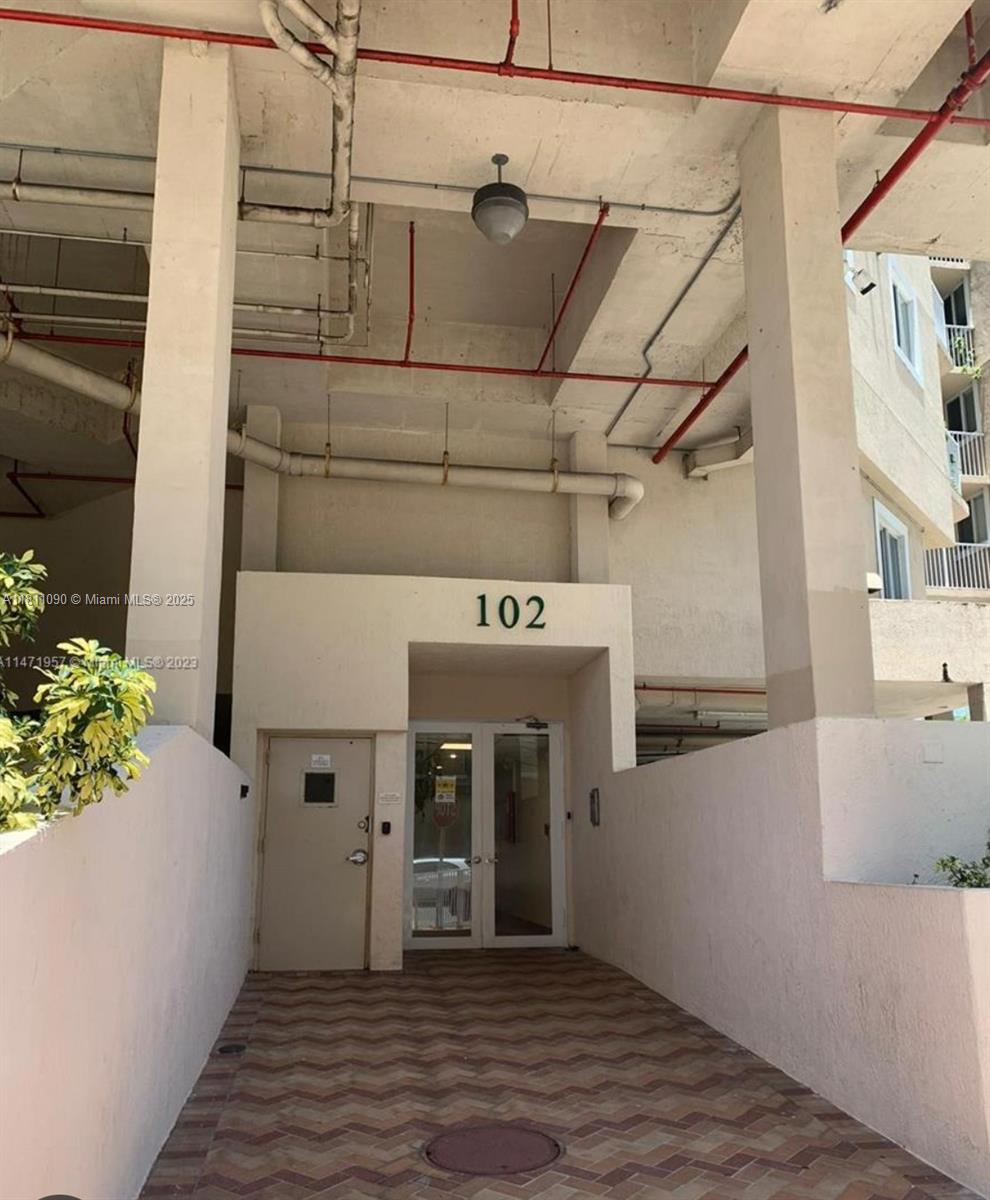 102 SW 6th Ave # 507
