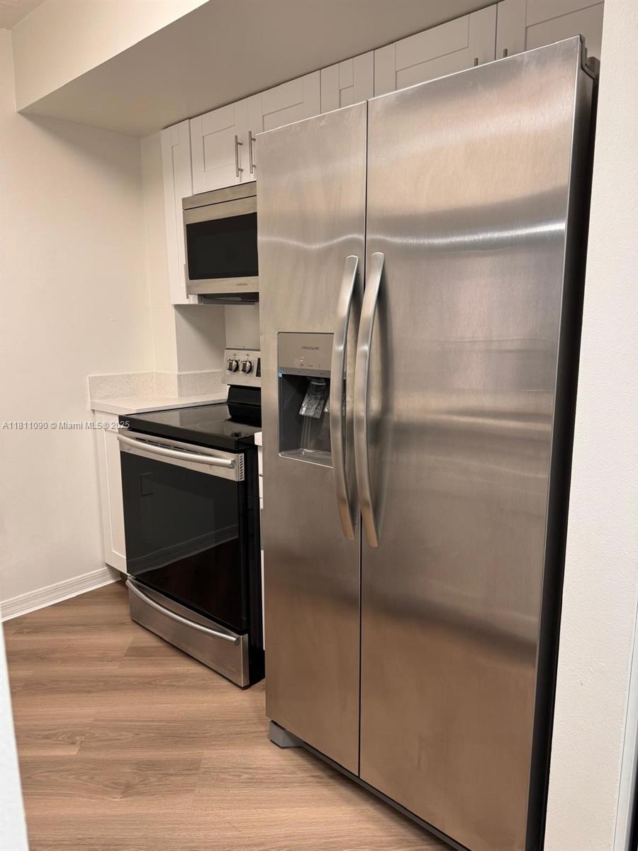 102 SW 6th Ave # 507