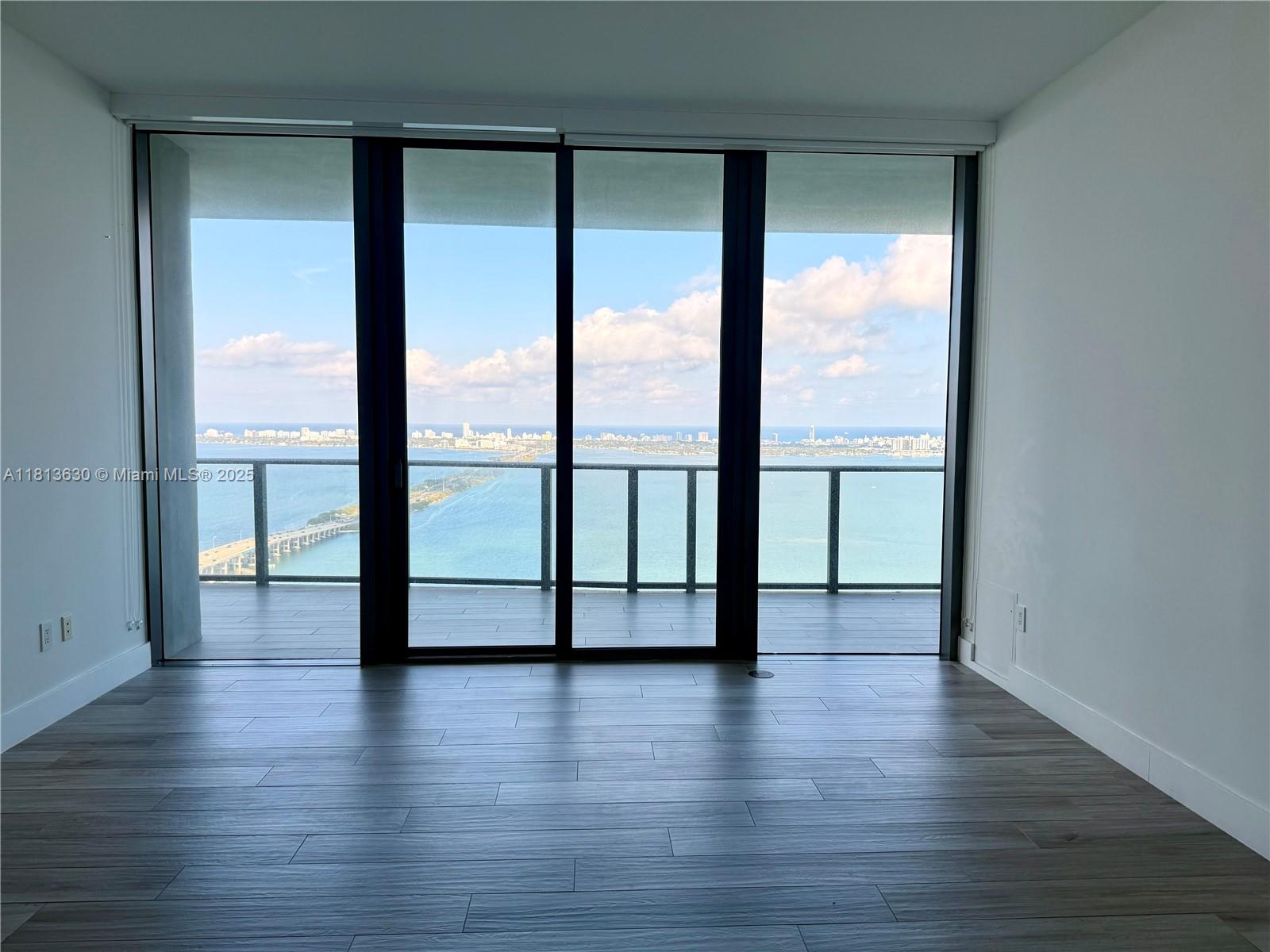 3131 NE 7th Ave Unit: PH5103