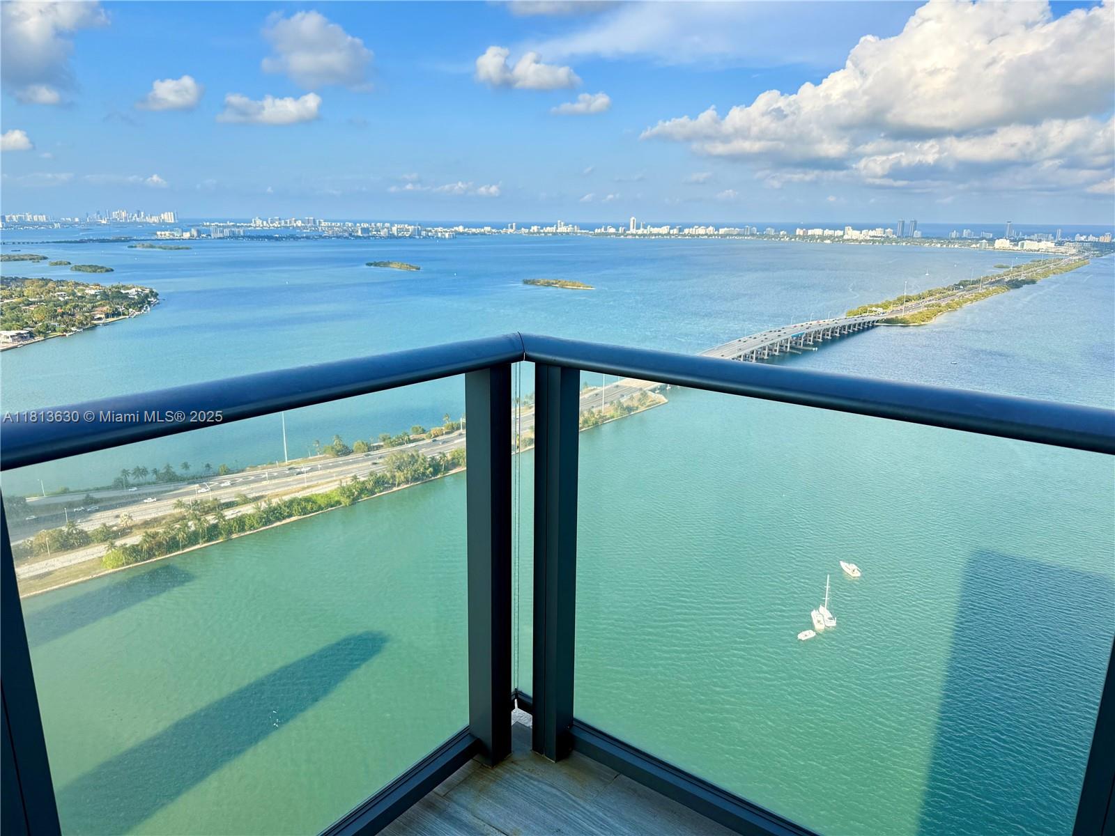 3131 NE 7th Ave Unit: PH5103