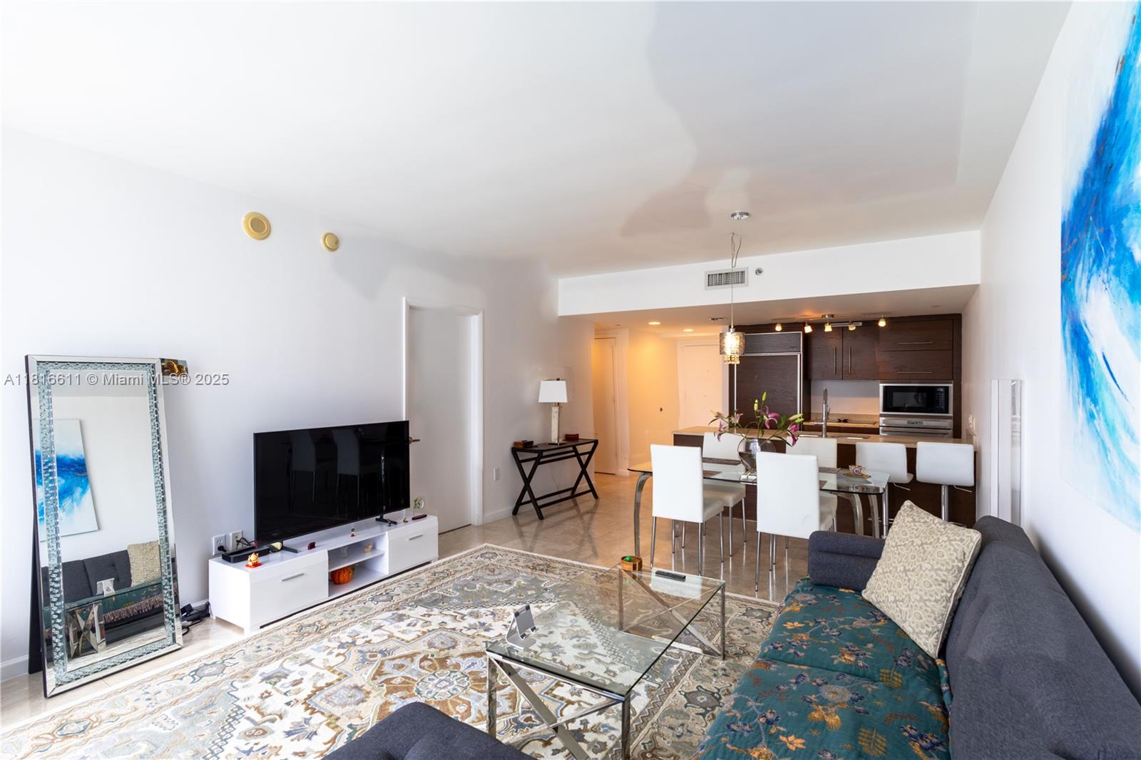 475 Brickell Ave # 3512