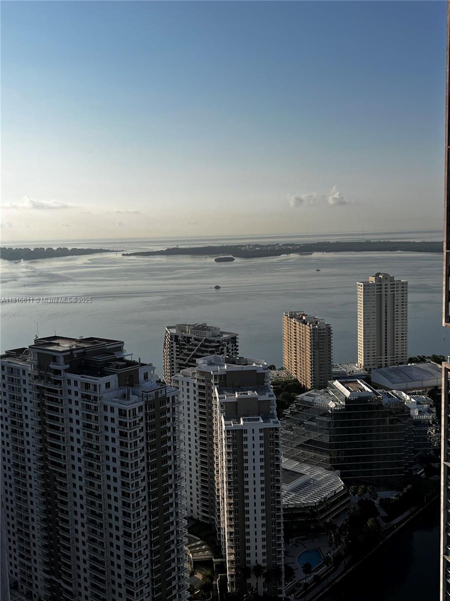 475 Brickell Ave # 3512