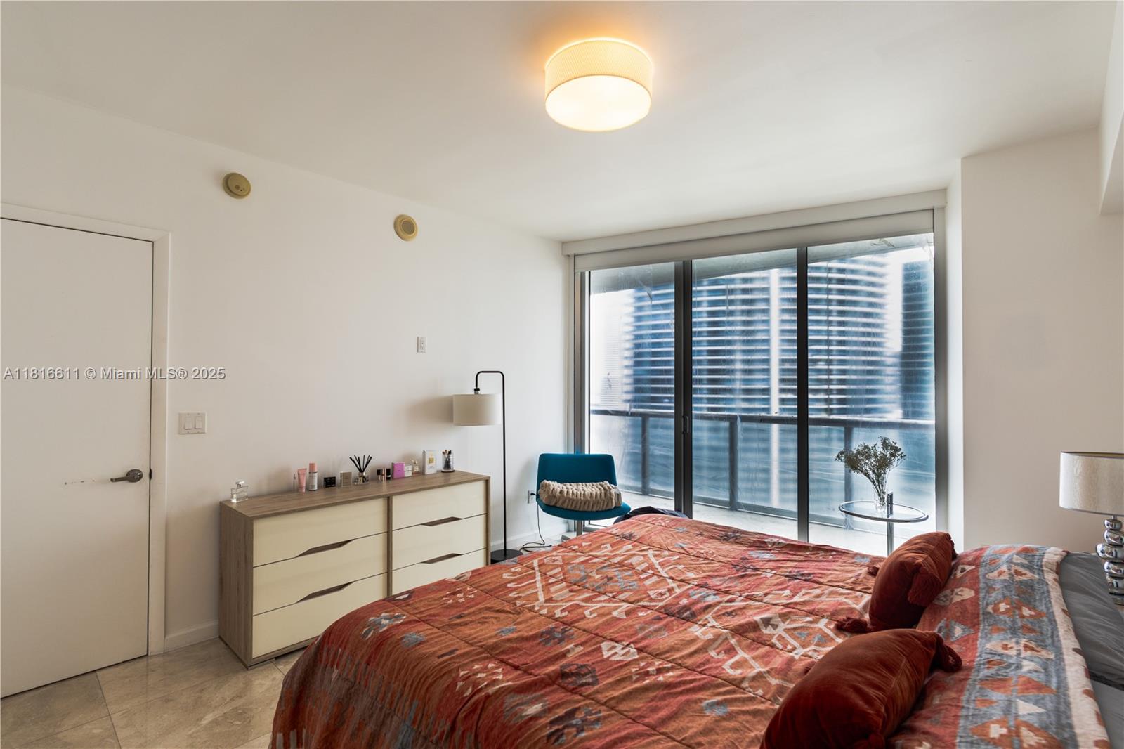 475 Brickell Ave # 3512