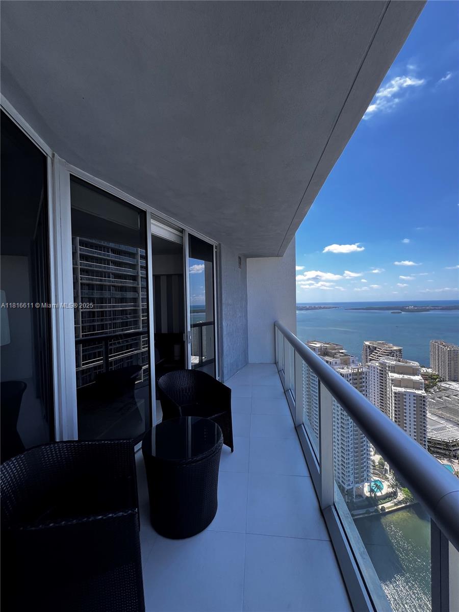 475 Brickell Ave # 3512