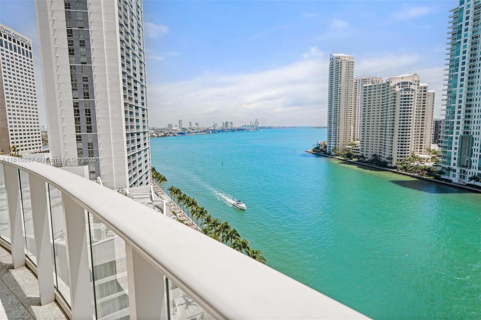 300 S Biscayne Blvd # 802 Unit: L-802